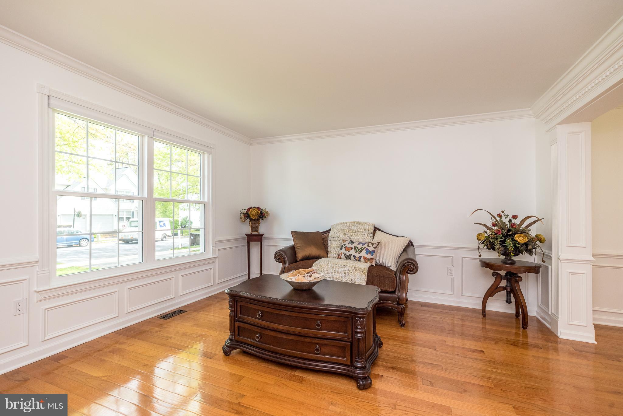 BUCKINGHAM SQ - Residential