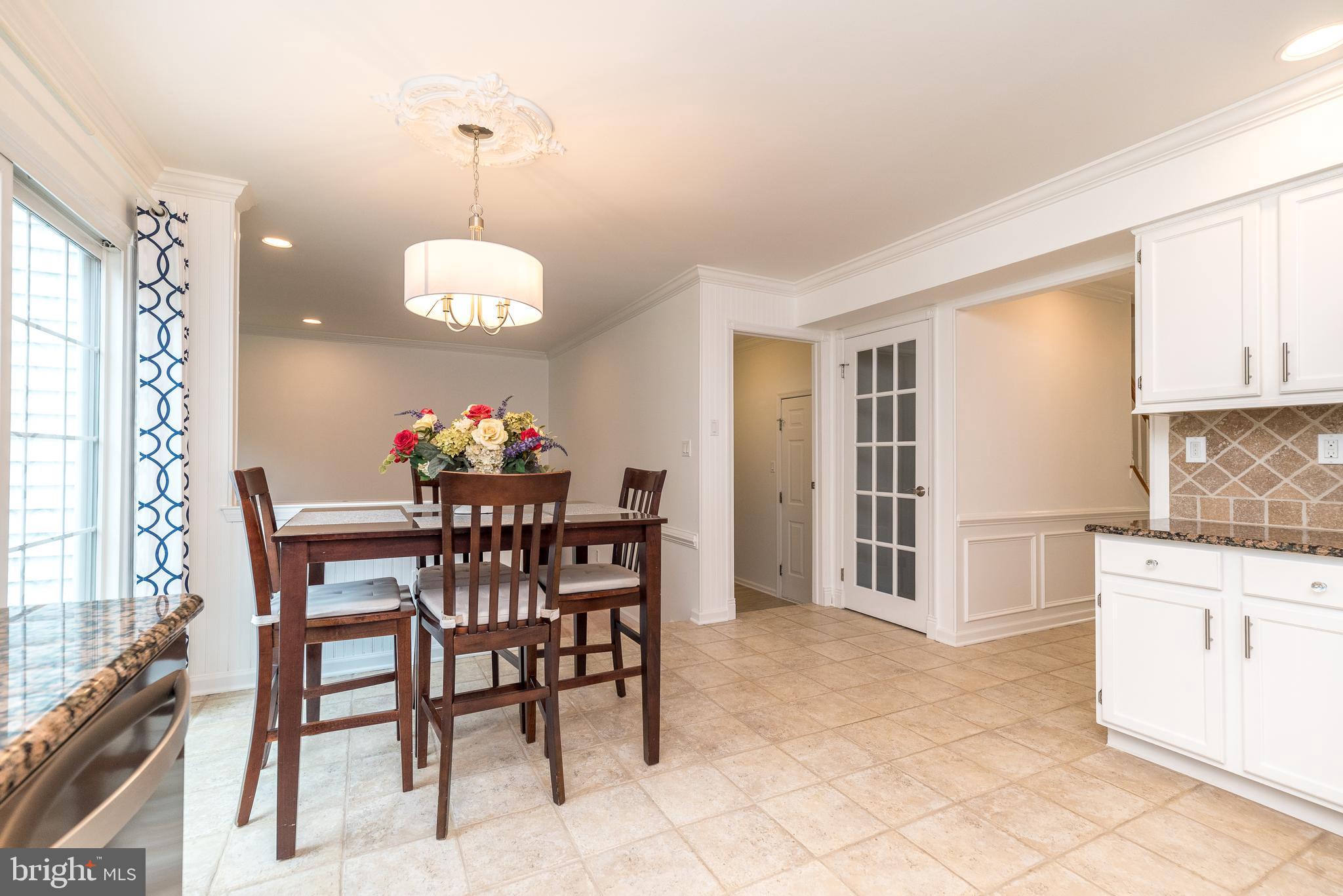 BUCKINGHAM SQ - Residential