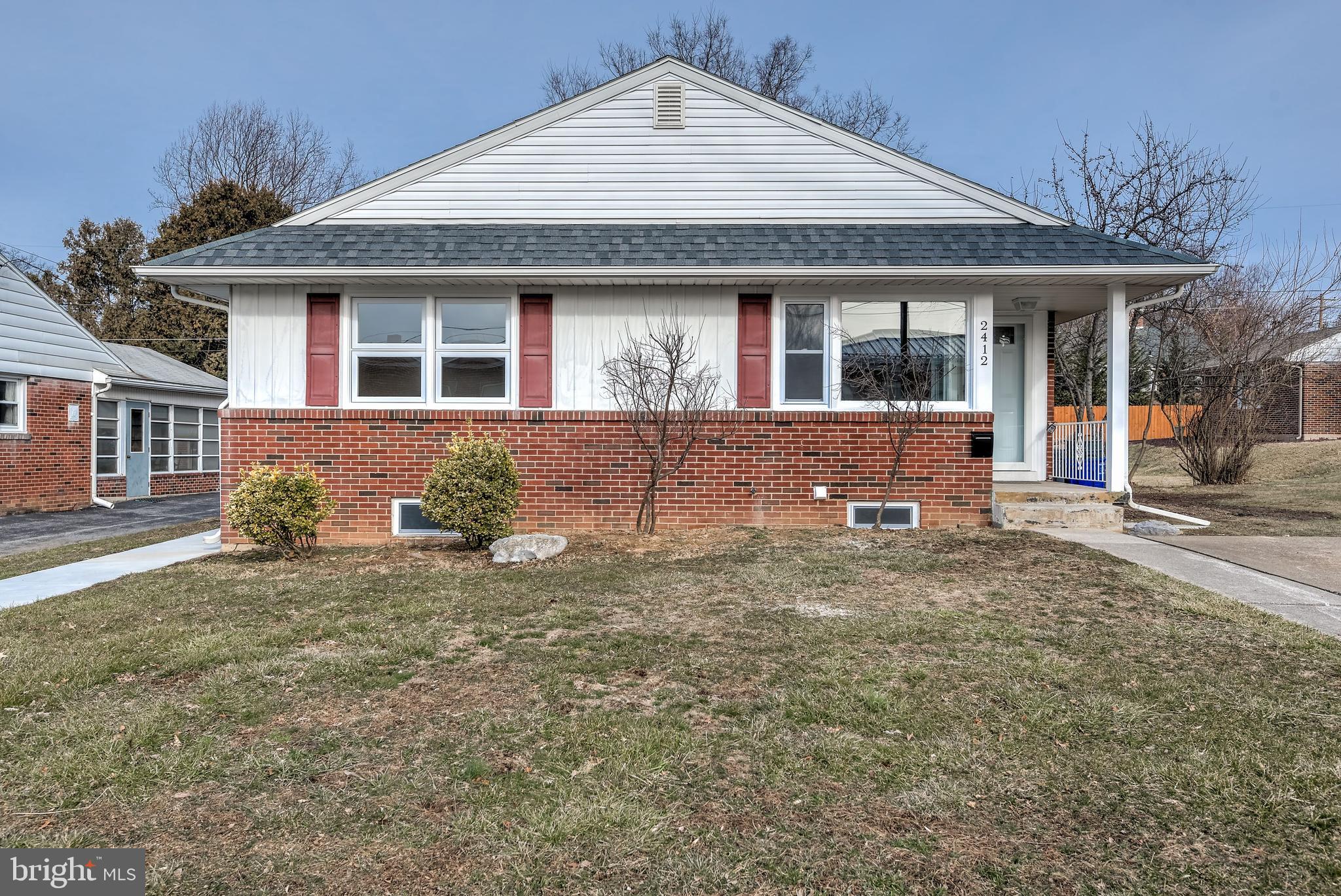 Welcome to Camp Hill Borough ! A great small town with plenty of shopping, restaurants, medical facilities all a stone's throw away. This home has 3 bedrooms and 2 full baths. It has been professionally painted and cleaned for the new tenant. Credit & background checks with 650 minimum score. No cats,no smokers.
Call to apply or ask questions!