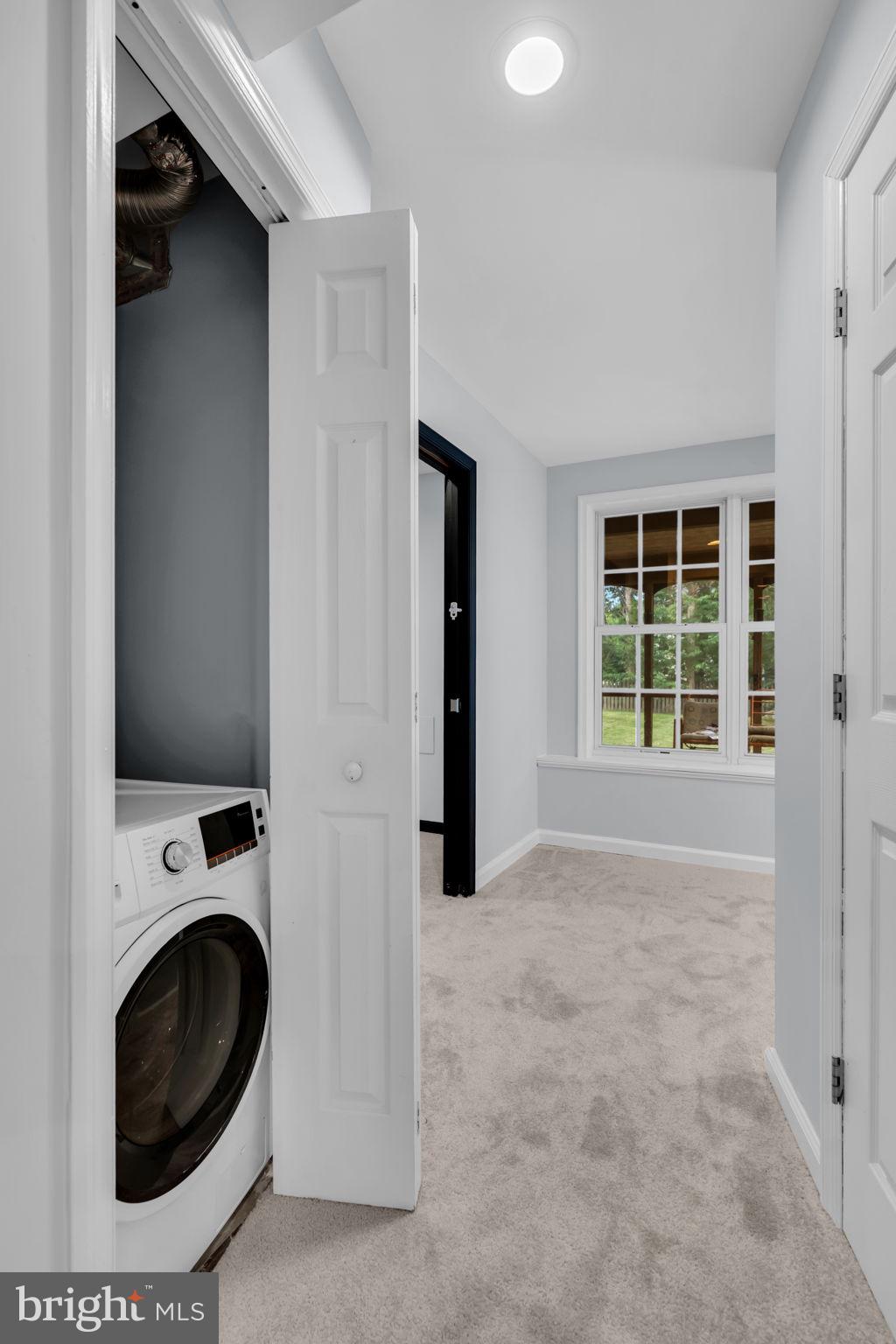 SOUTH RIDING - Residential
