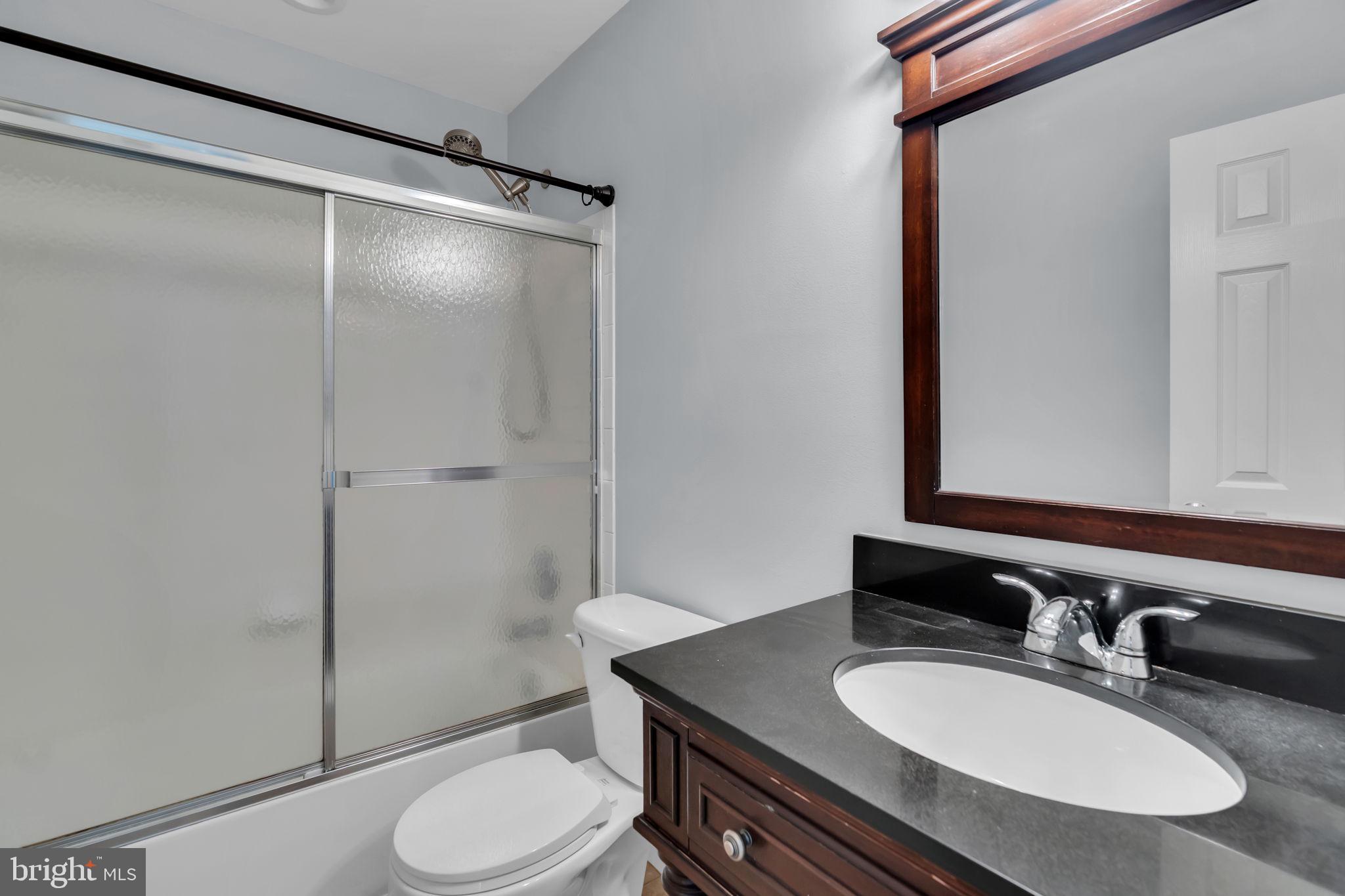 SOUTH RIDING - Residential