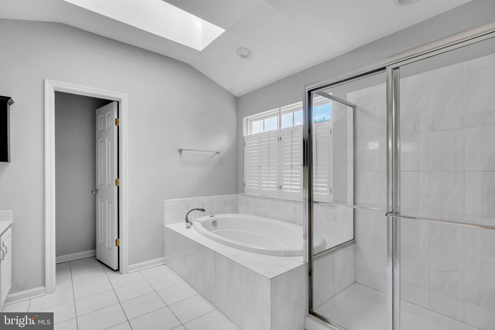 SOUTH RIDING - Residential
