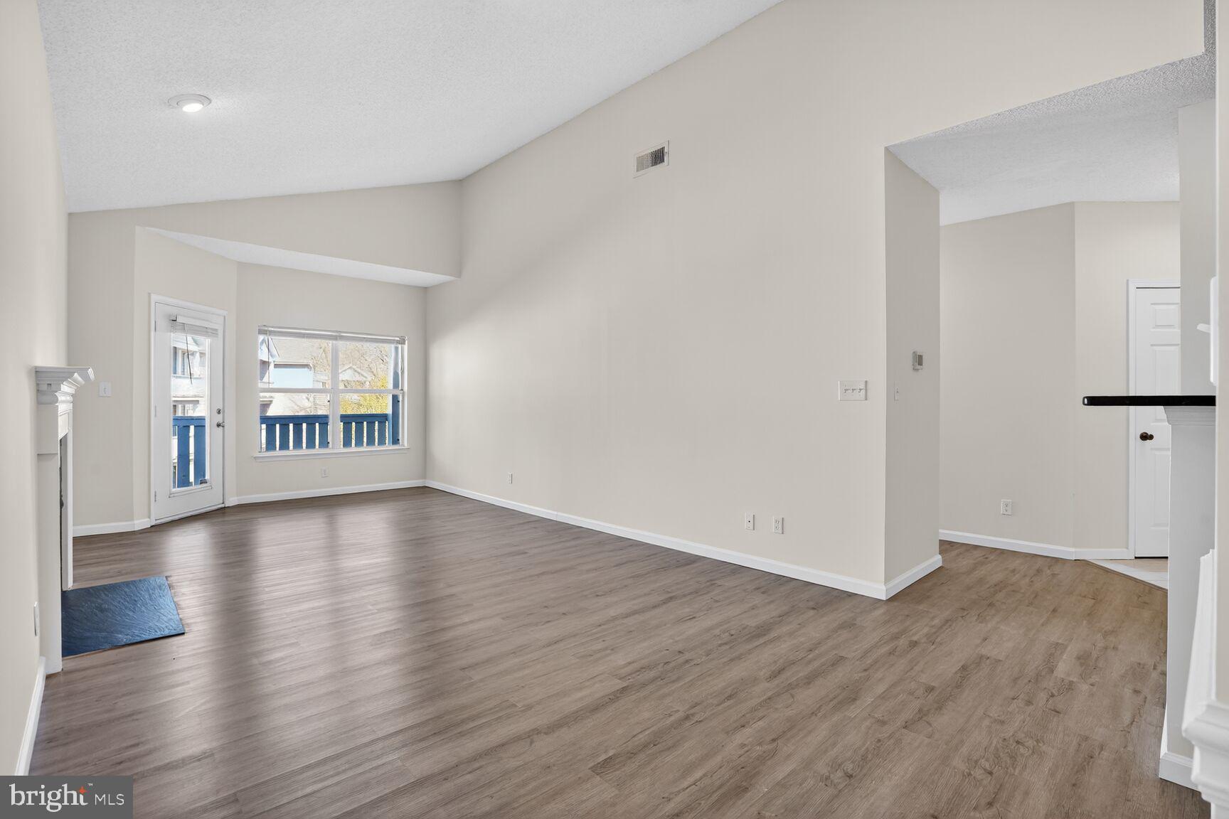 SANDERLING CONDO - Residential