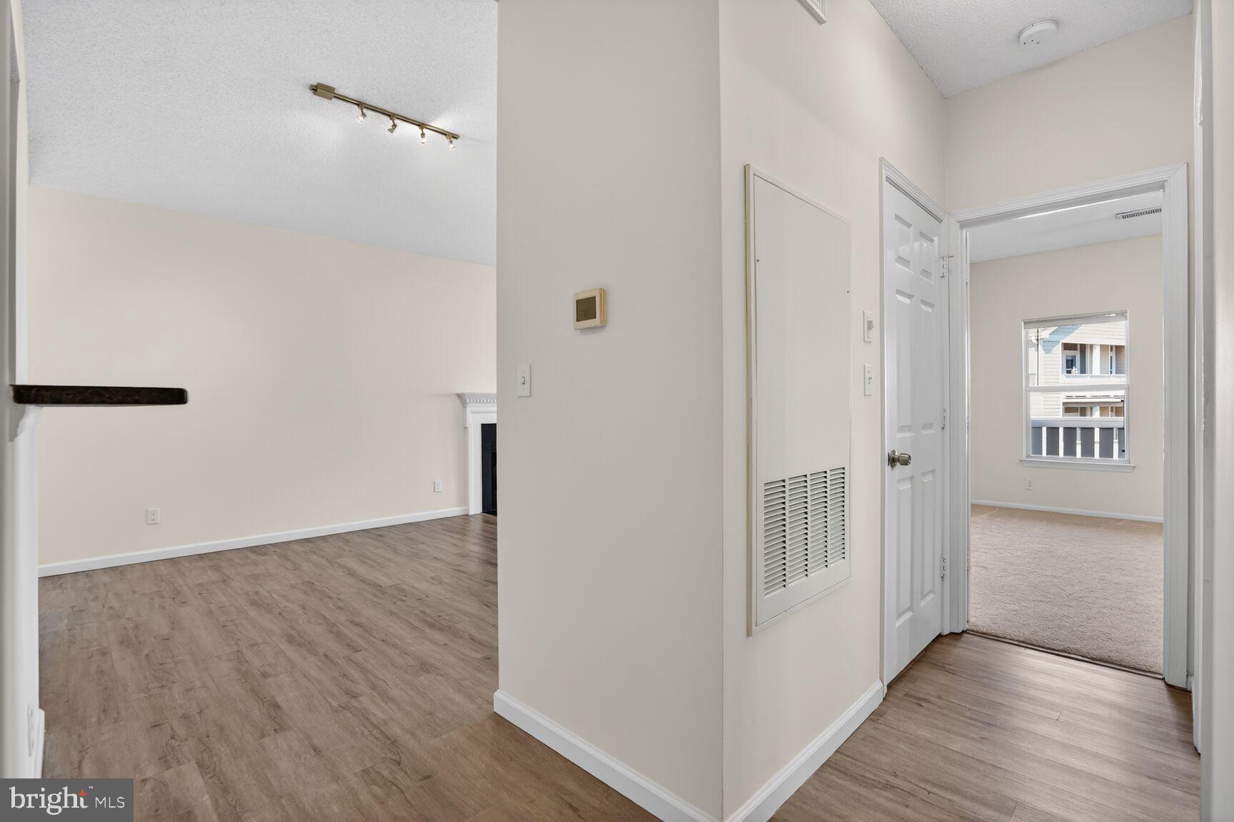 SANDERLING CONDO - Residential