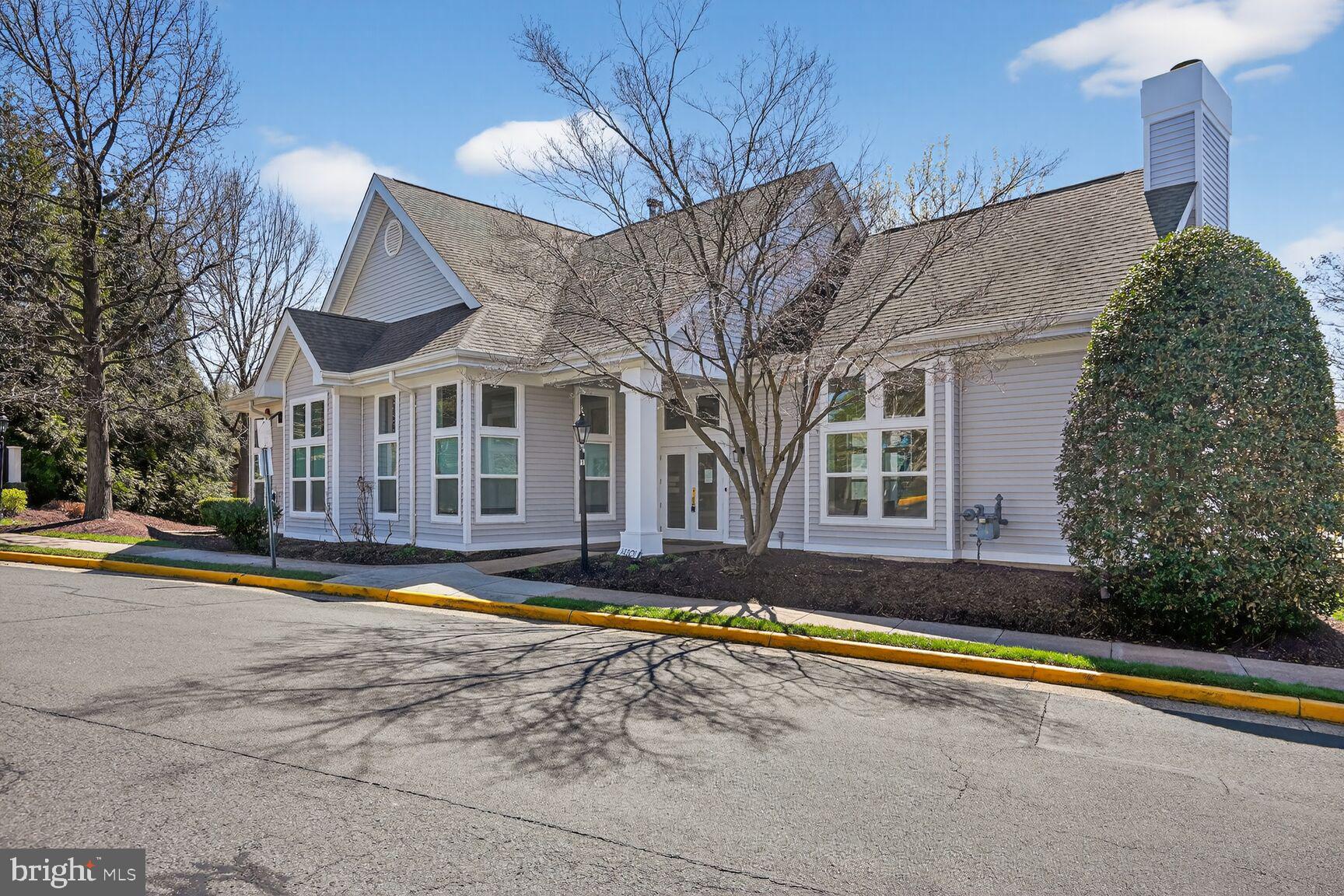 SANDERLING CONDO - Residential