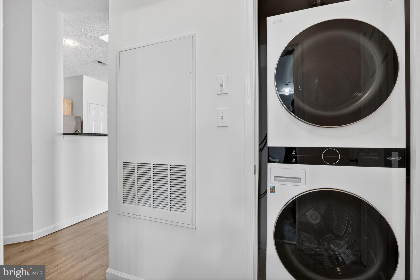 SANDERLING CONDO - Residential