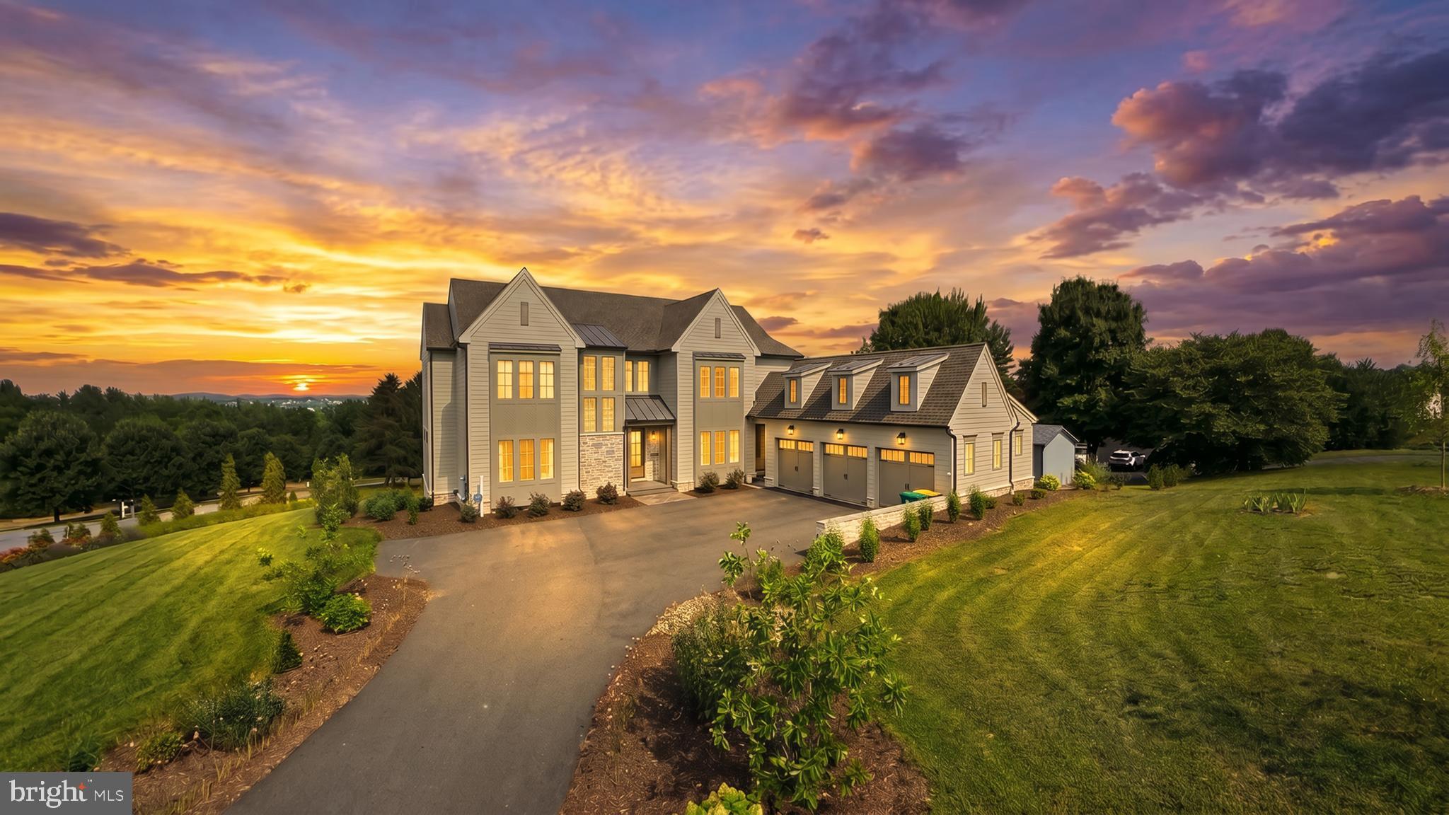 1 STRAWBERRY LANE