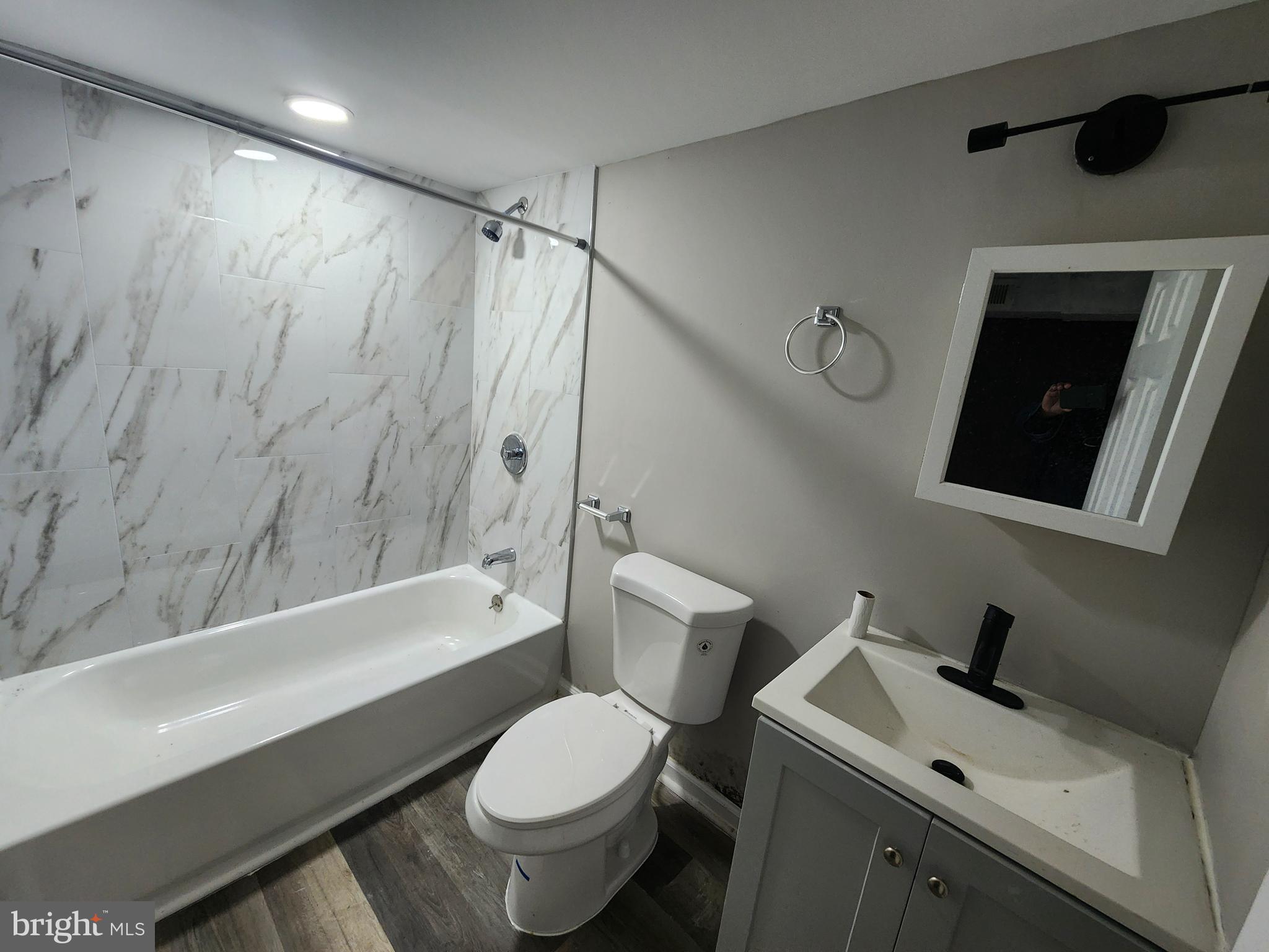 FRANKLINTOWN ROAD - Residential