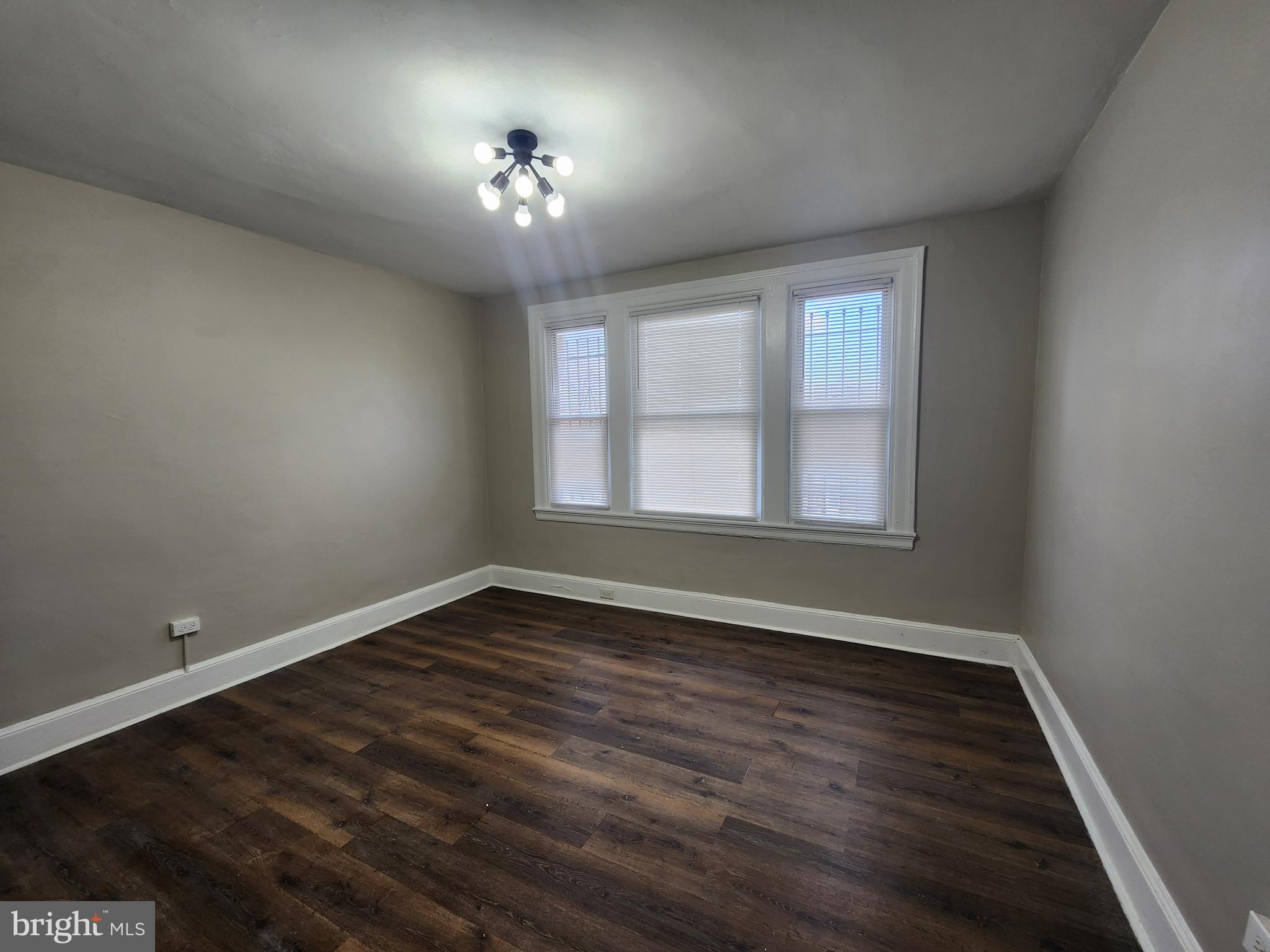 FRANKLINTOWN ROAD - Residential