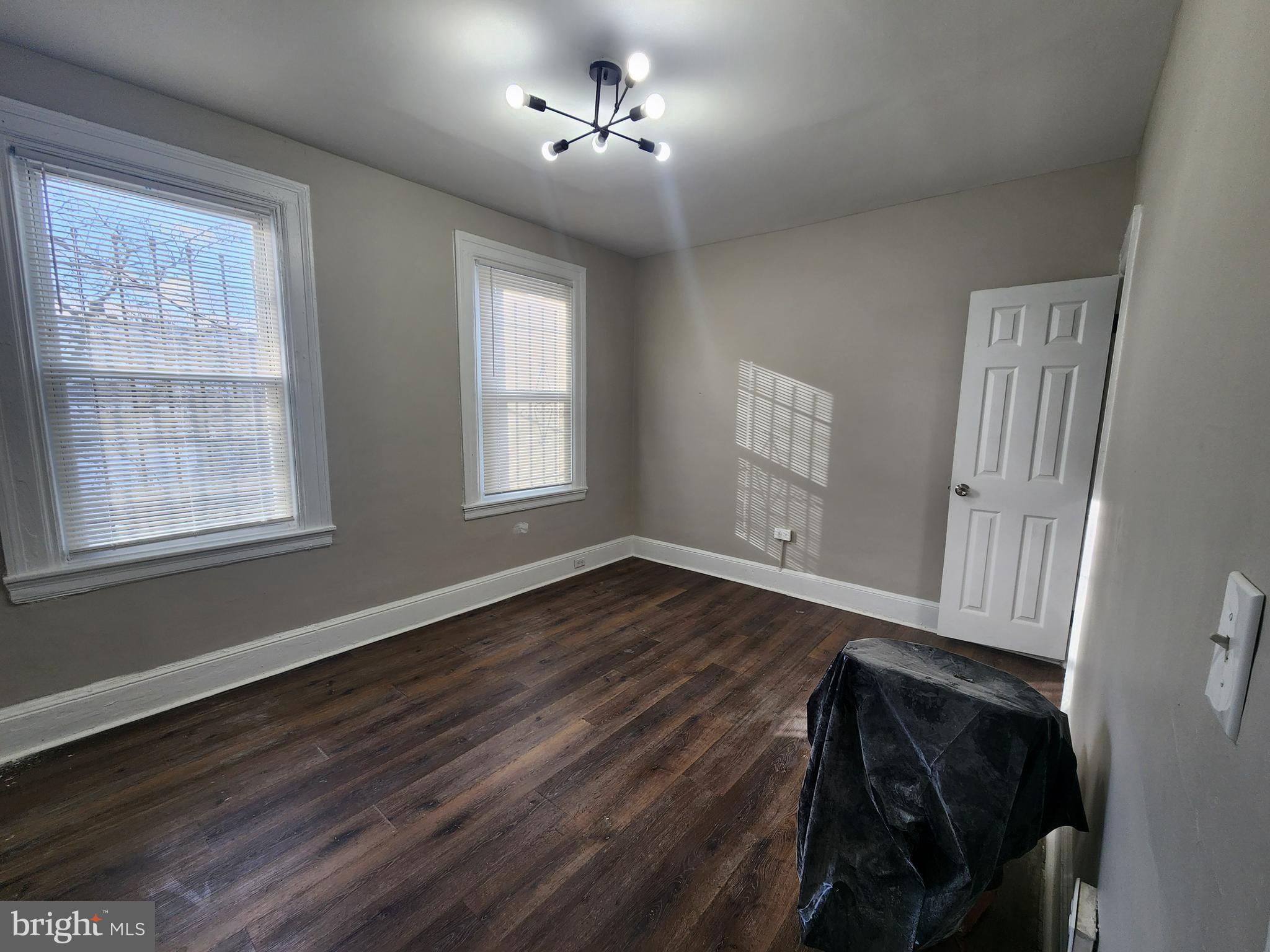 FRANKLINTOWN ROAD - Residential