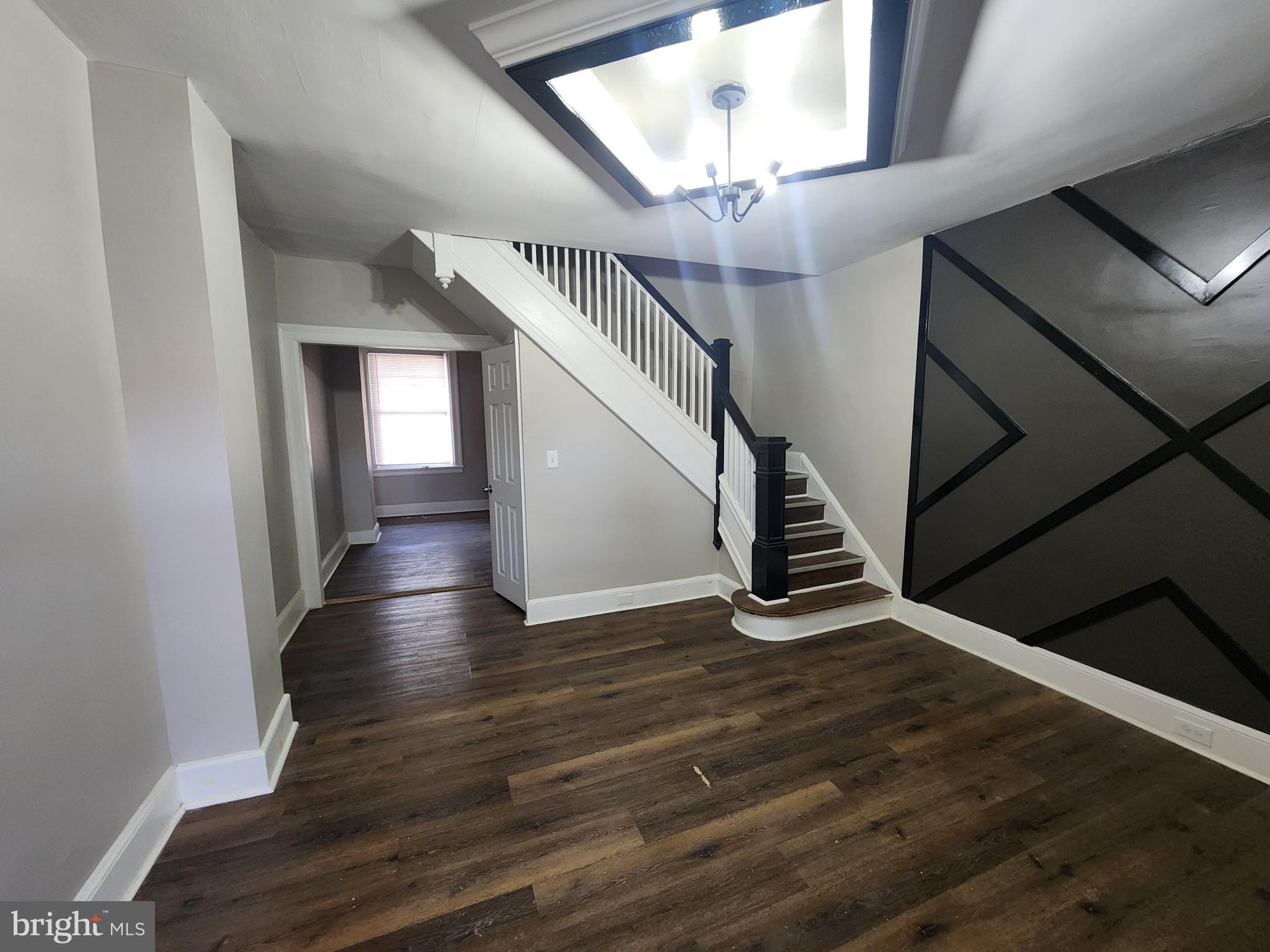 FRANKLINTOWN ROAD - Residential