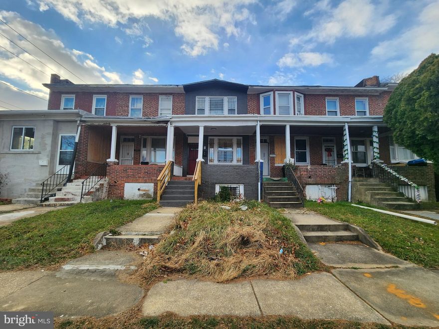 ONLINE AUCTION: Bidding begins 1/16/2026 @ 10:00 AM. Bidding ends 1/20/2026 @ 11:10 AM. List Price is Suggested Opening Bid. Deposit: $7,500.

2 Story turnkey townhouse located in the Franklintown Road. area.
JUST MINUTES to Gwynns Falls Park.
Easy access to major traffic artery W Franklin Square.
Property is believed to be vacant.