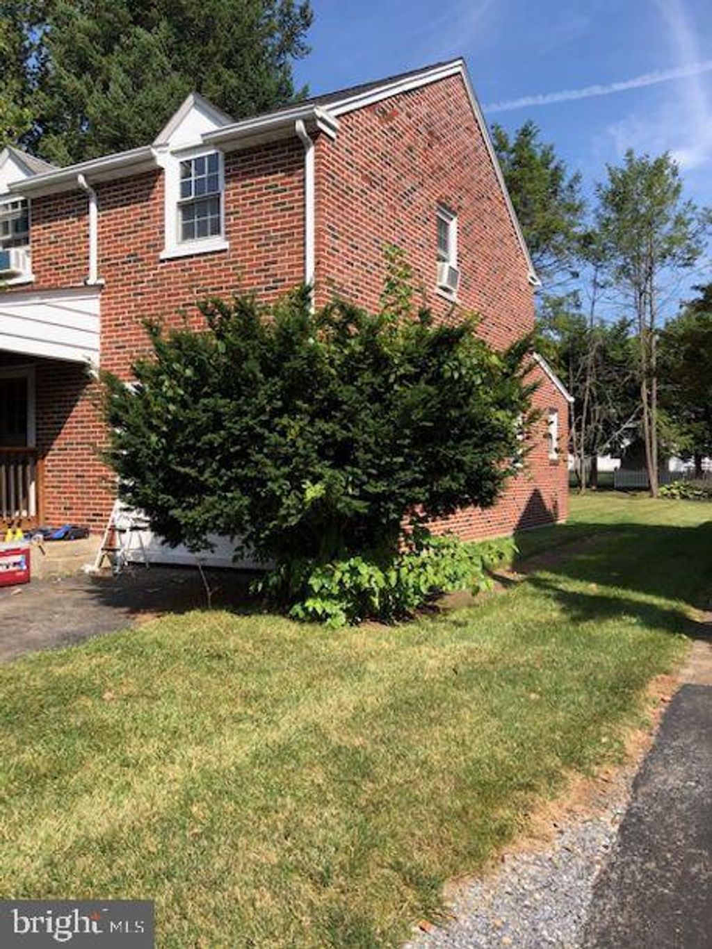 Photo of 975 SALISBURY CT, LANCASTER, PA 17601 (MLS # PALA2039692)