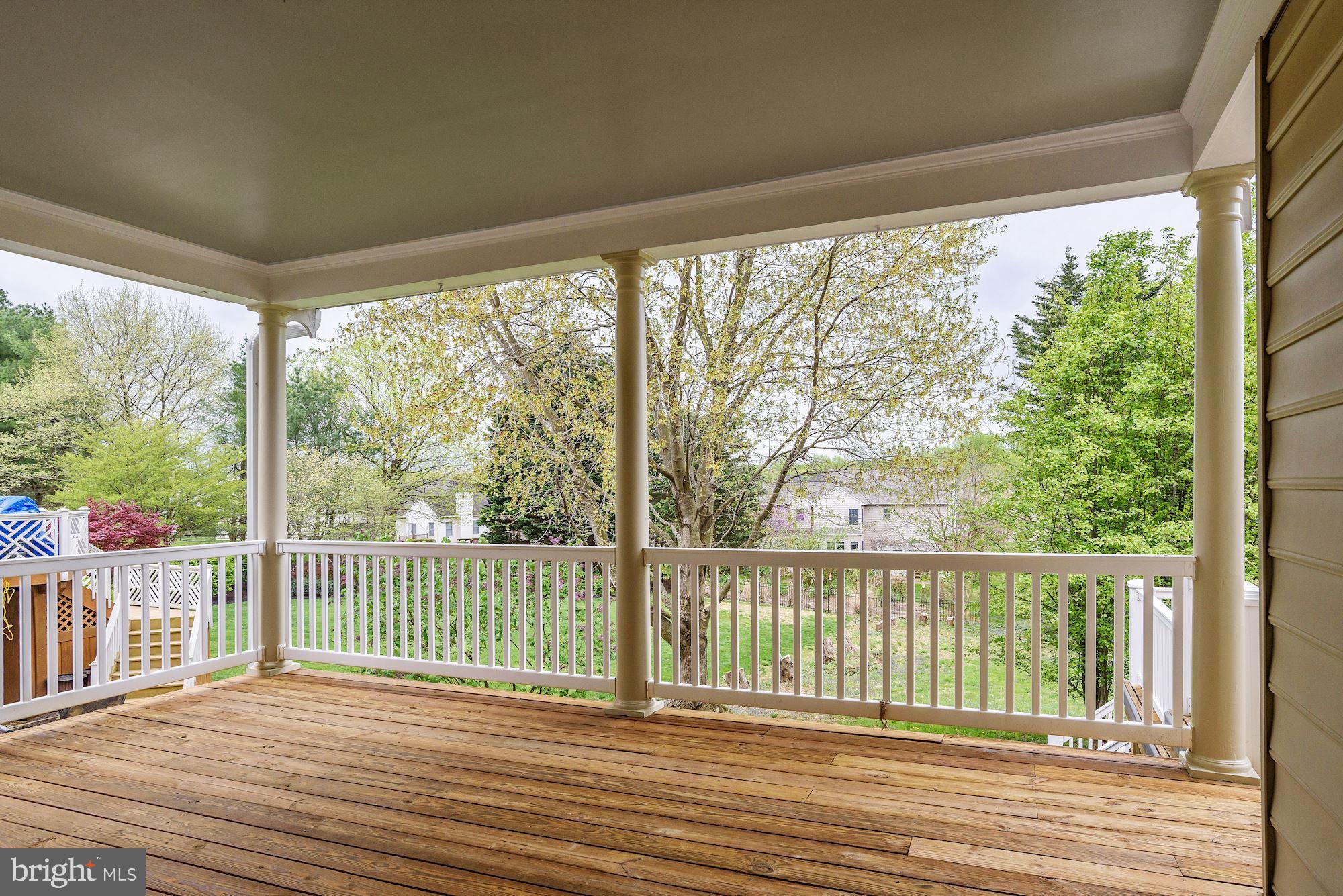 HOBBITS GLEN - Residential