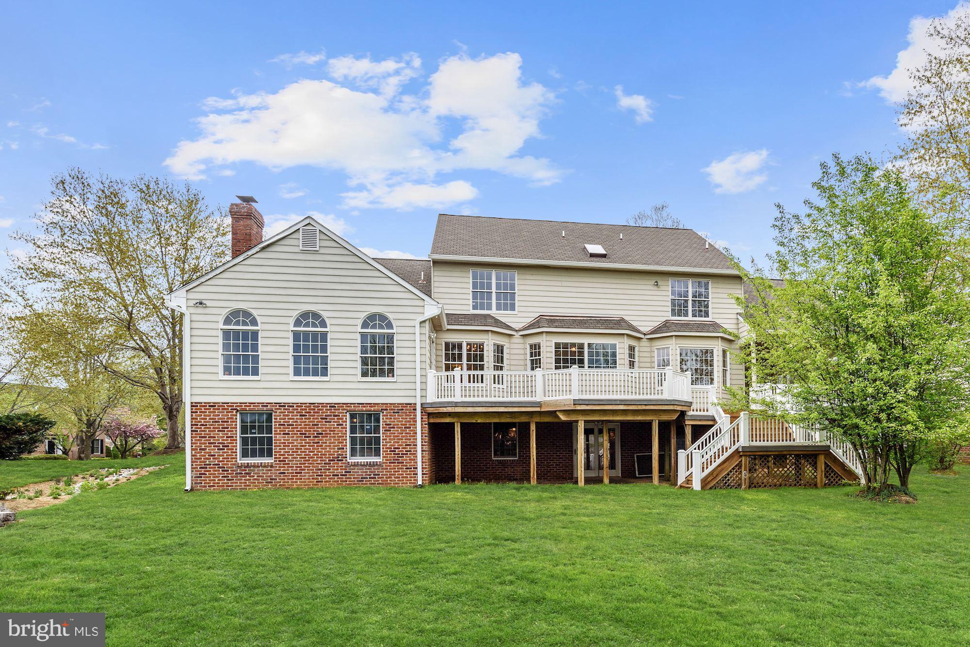 HOBBITS GLEN - Residential