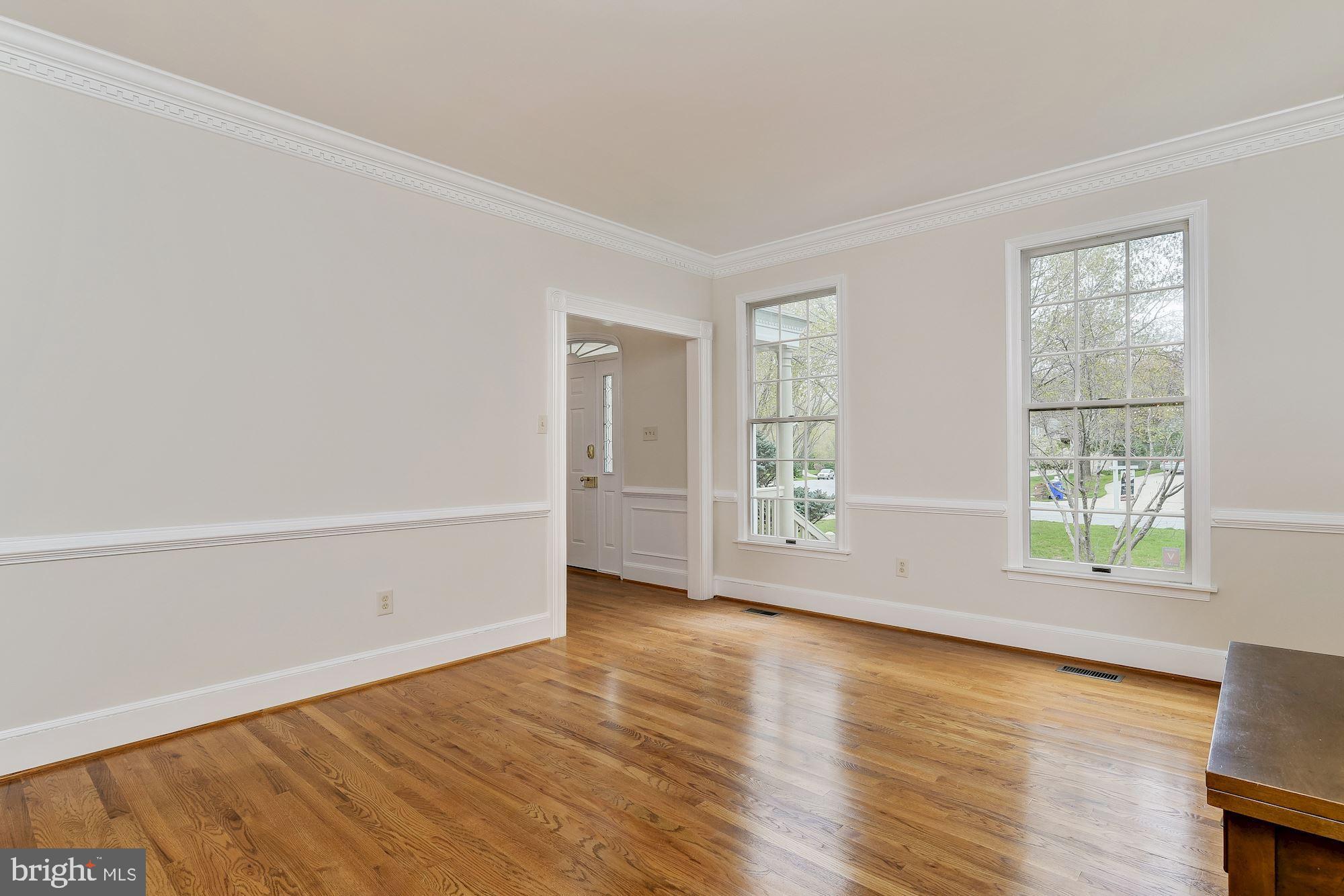 HOBBITS GLEN - Residential