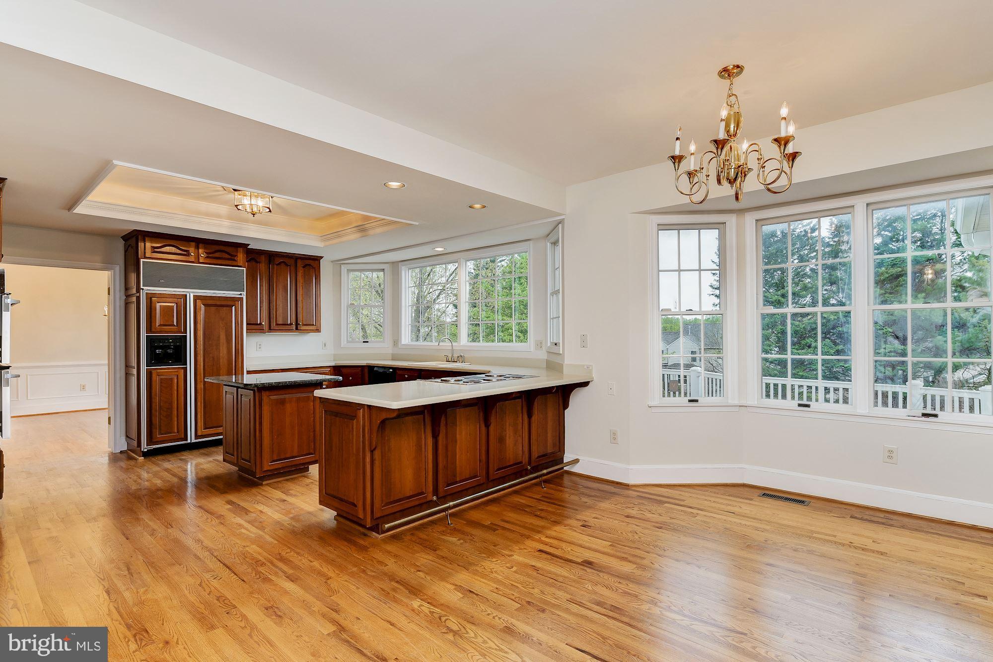 HOBBITS GLEN - Residential