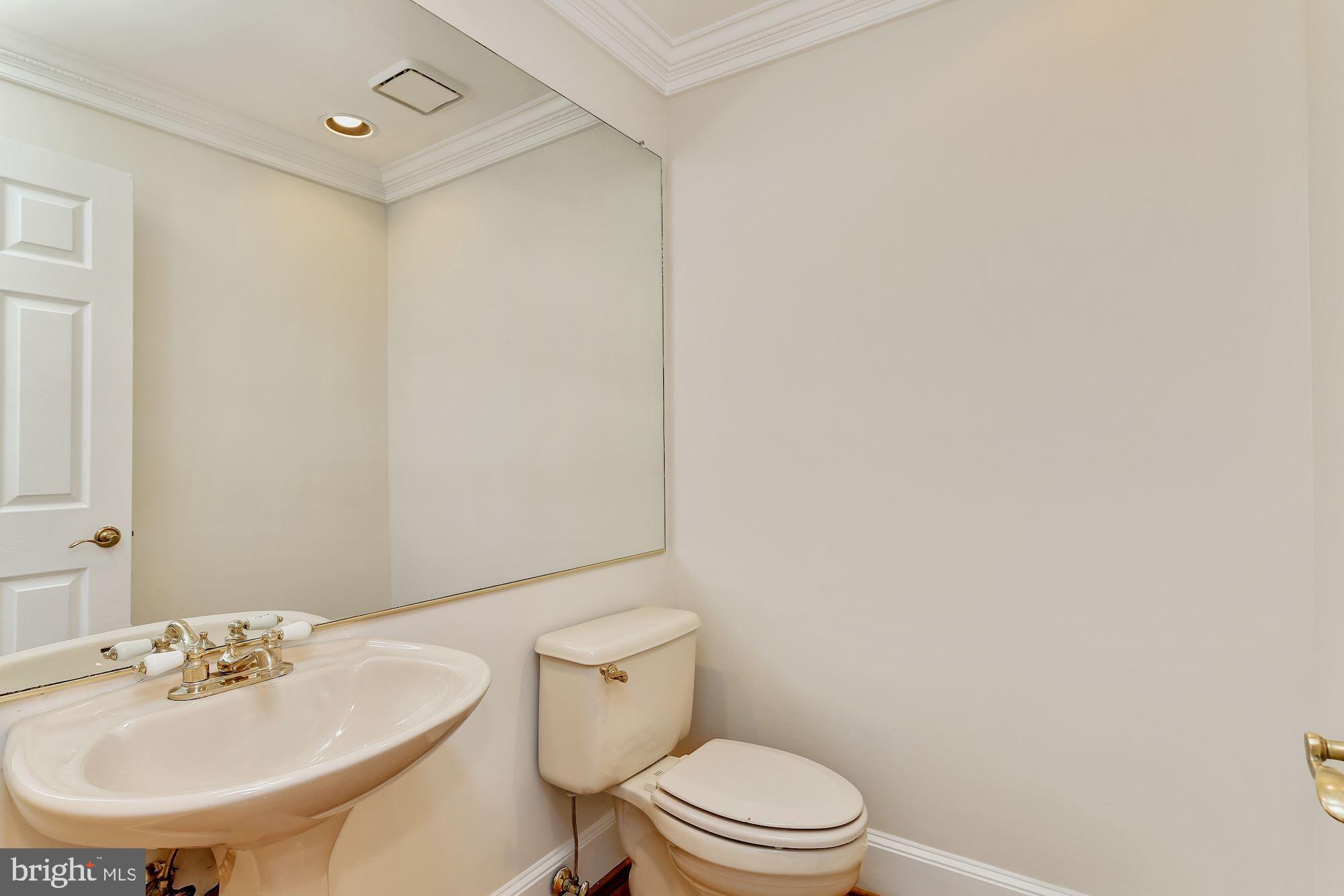 HOBBITS GLEN - Residential