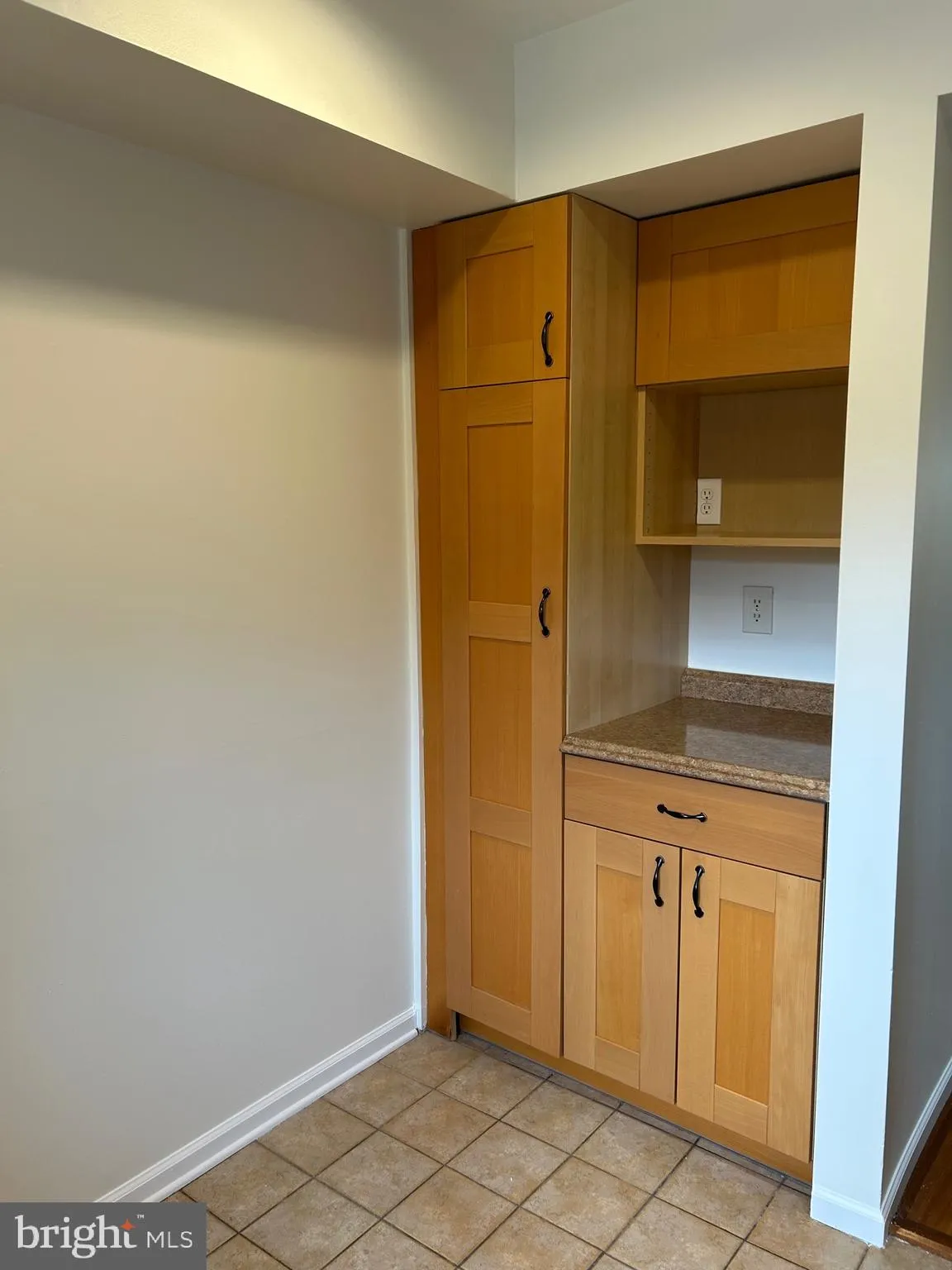 Elkins Park, Pennsylvania 19027, United States, 2 Bedrooms Bedrooms, ,2 BathroomsBathrooms,Residential,Coming Soon,91576