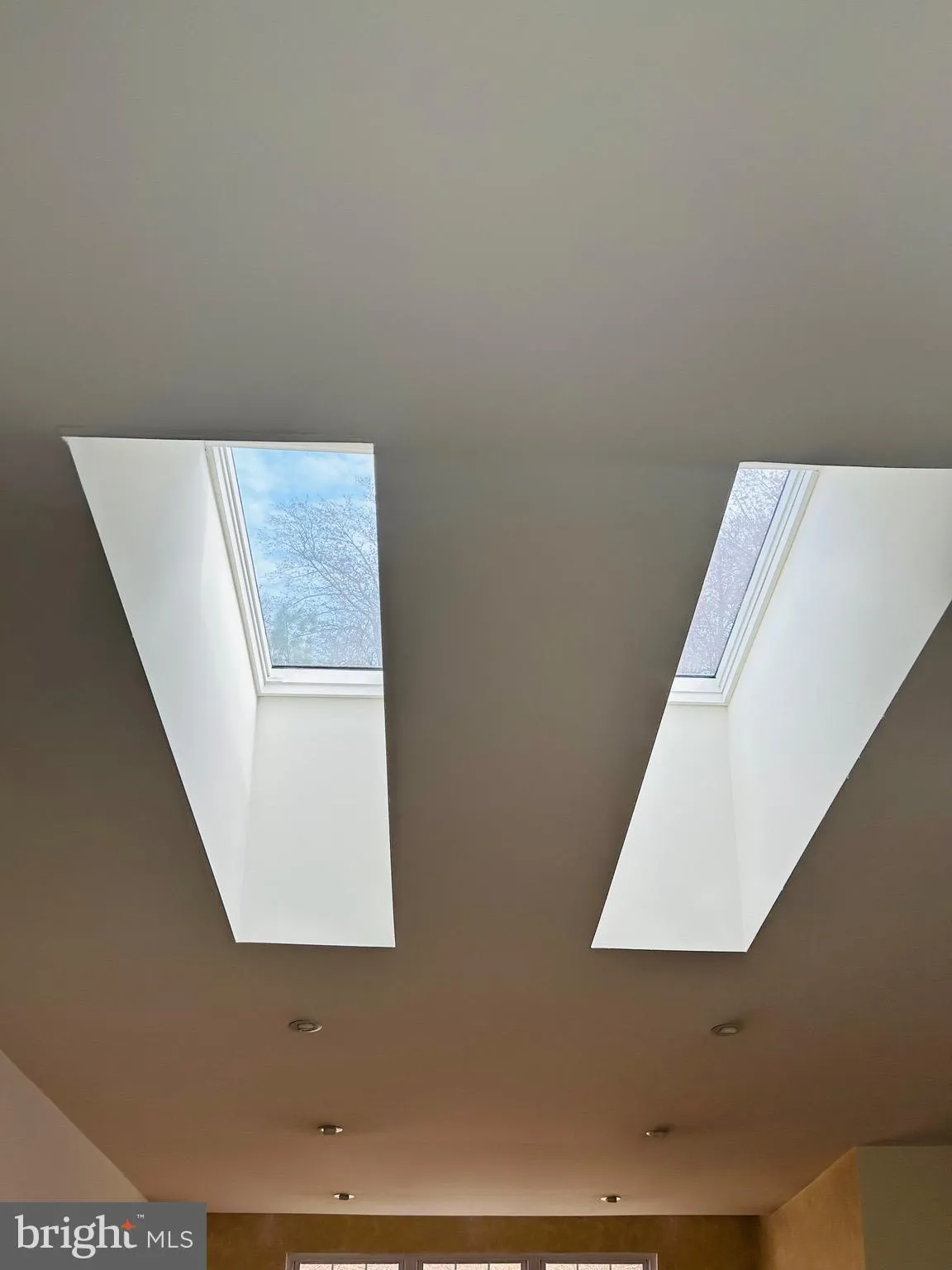 Elkins Park, Pennsylvania 19027, United States, 2 Bedrooms Bedrooms, ,2 BathroomsBathrooms,Residential,Coming Soon,91576