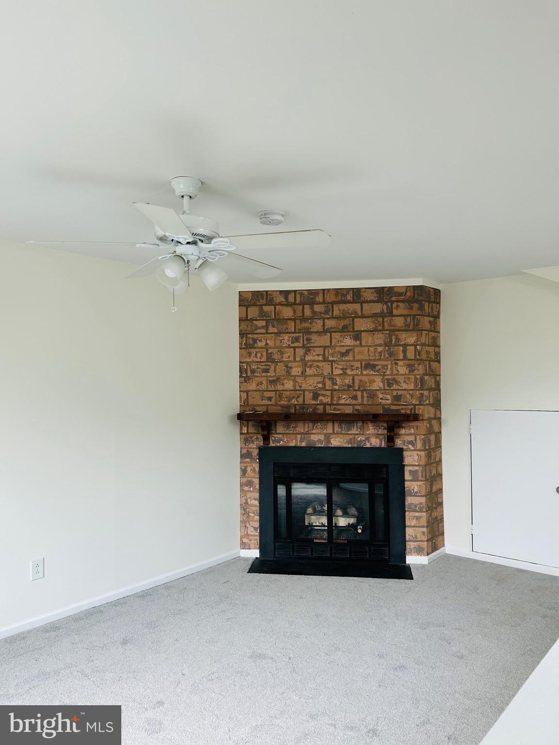 ELKINS PARK - Residential Lease