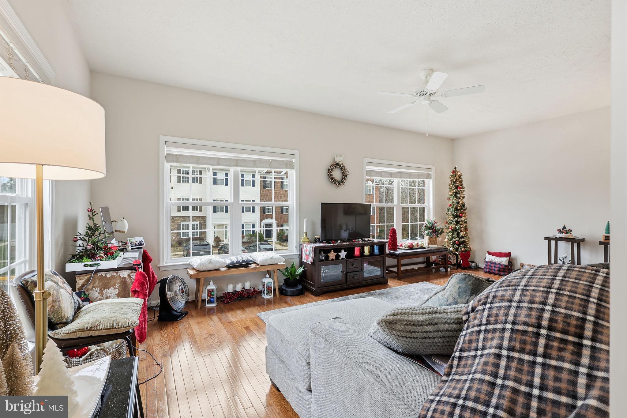 PORT AQUIA - Residential