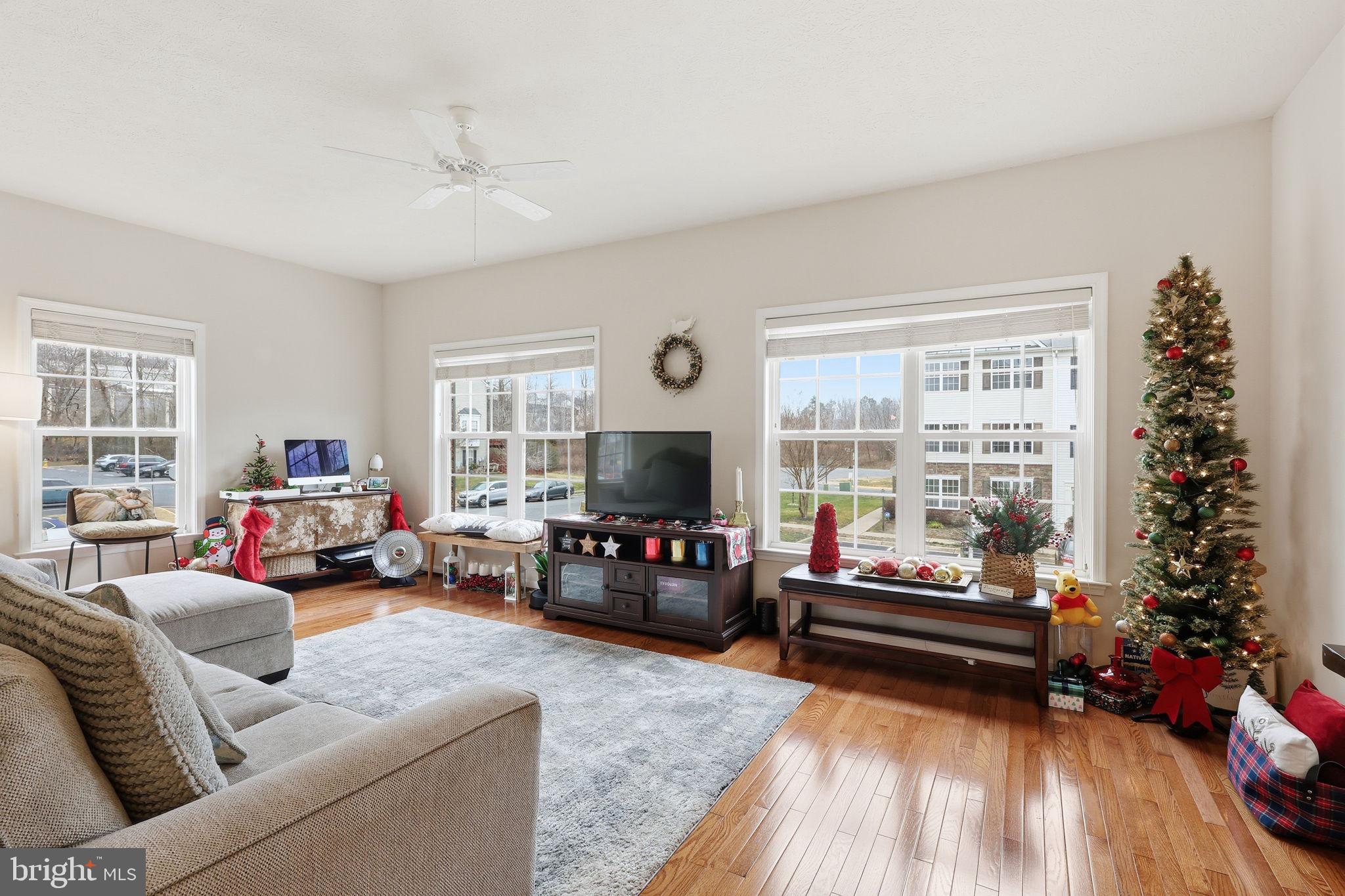 PORT AQUIA - Residential