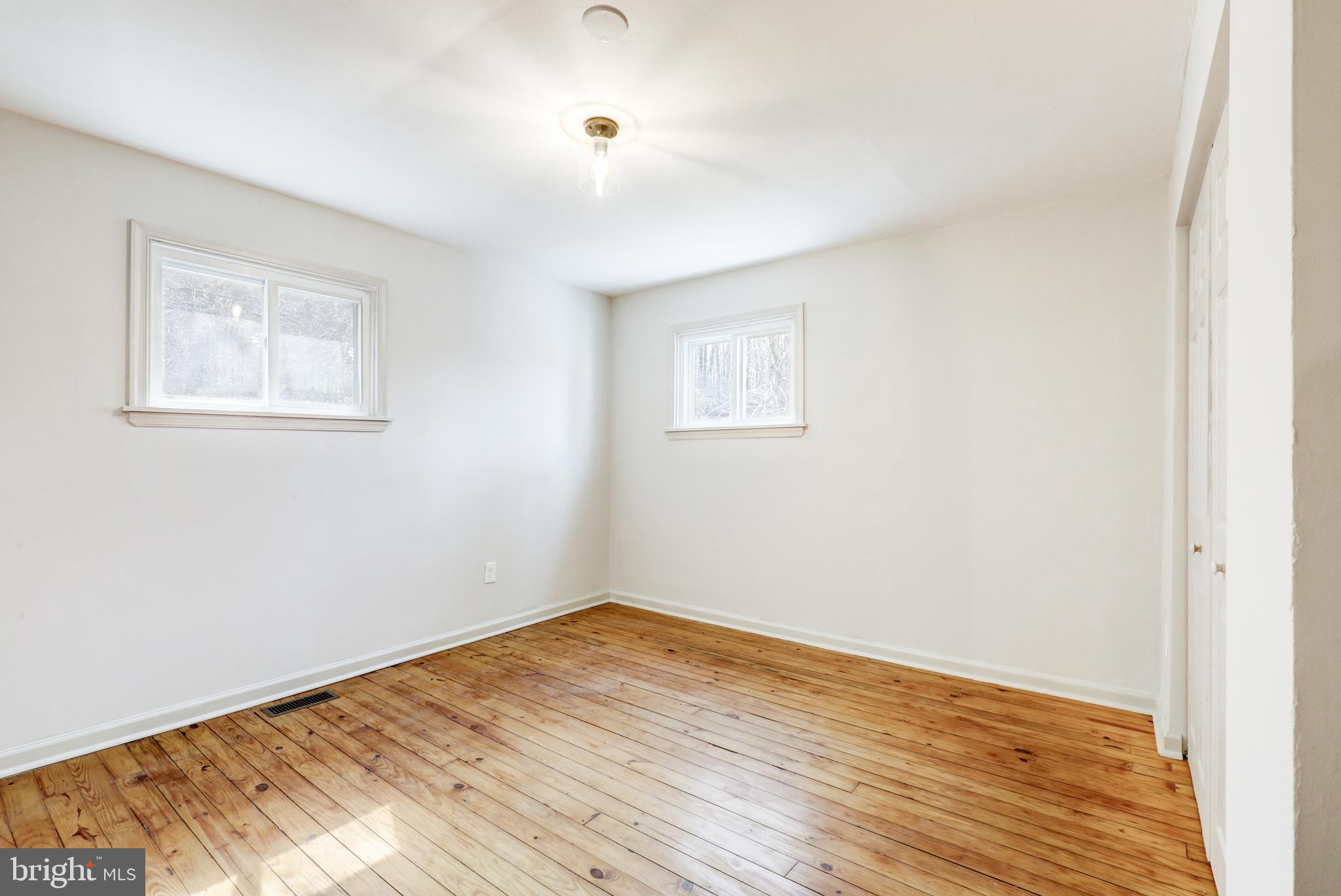 EAST FALLOWFIELD - Residential