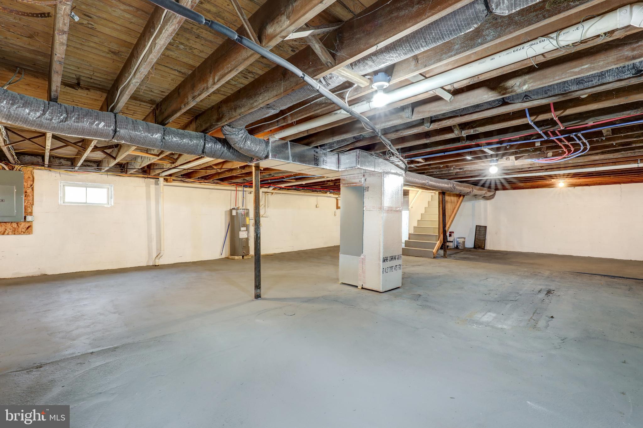 EAST FALLOWFIELD - Residential