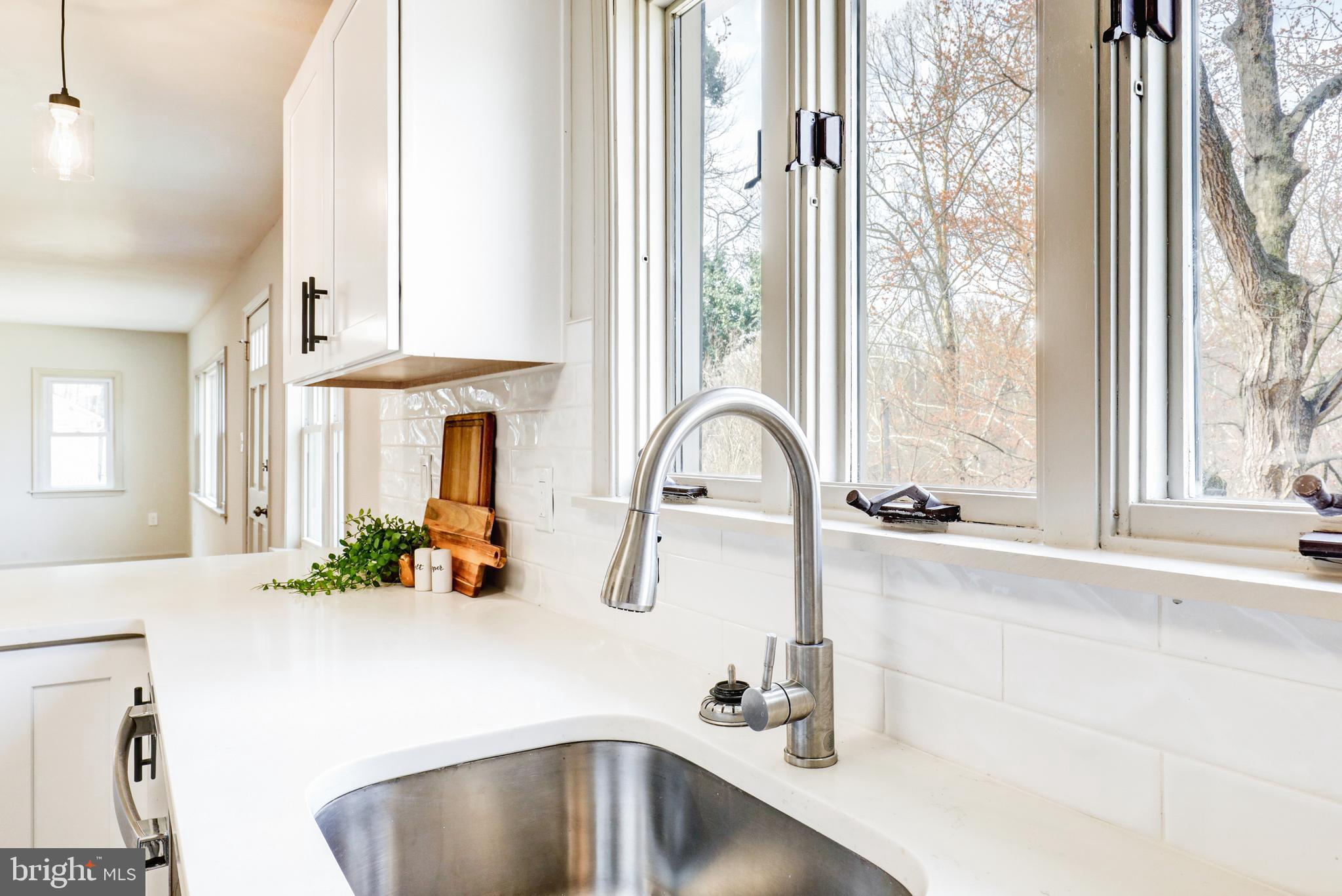 EAST FALLOWFIELD - Residential