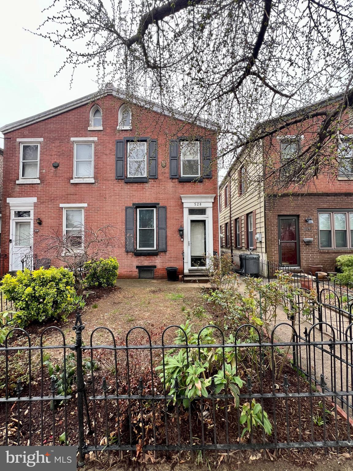 FISHTOWN - Residential Lease