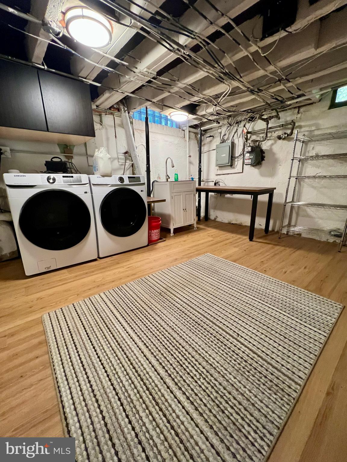 FISHTOWN - Residential Lease