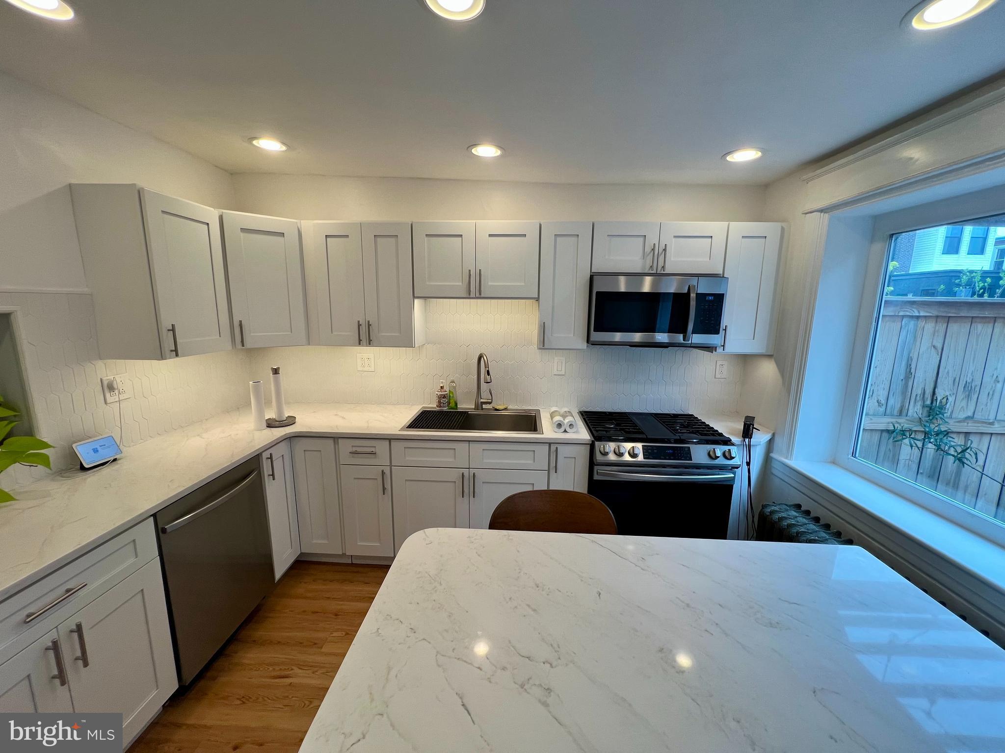 FISHTOWN - Residential Lease