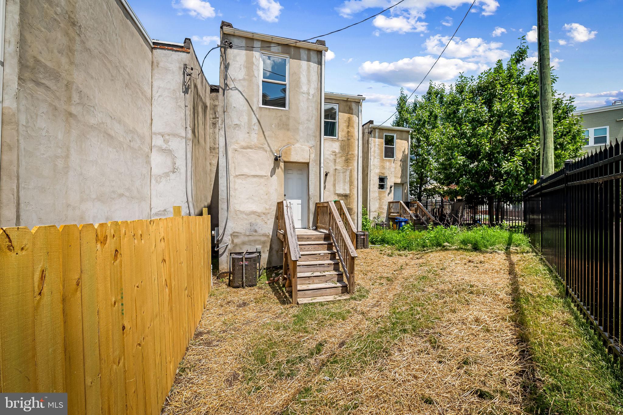 PENN NORTH - Residential