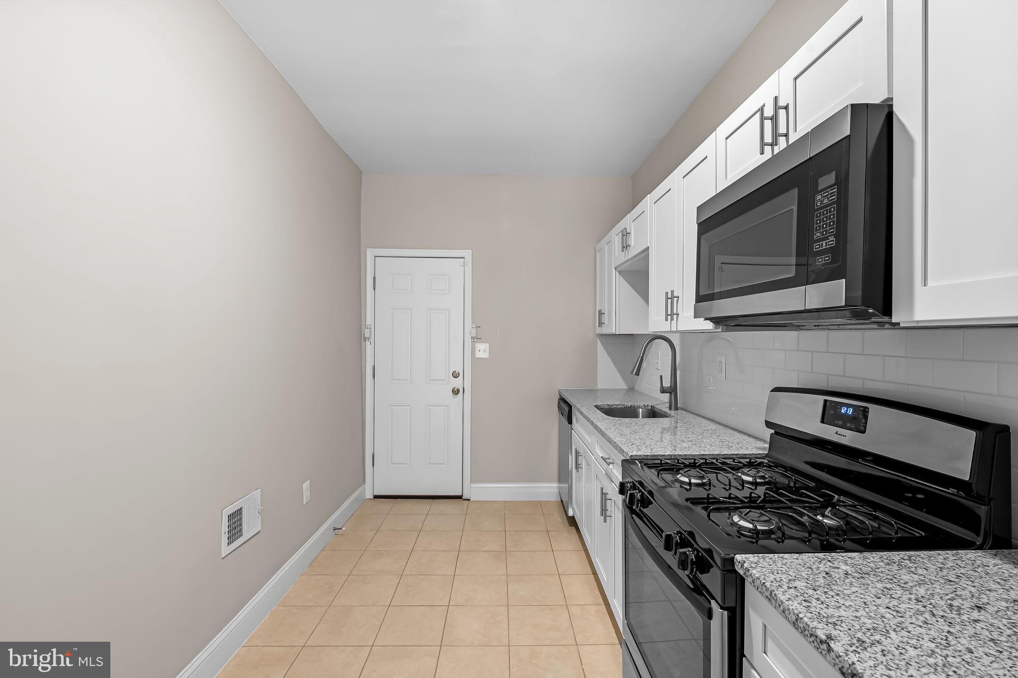 PENN NORTH - Residential