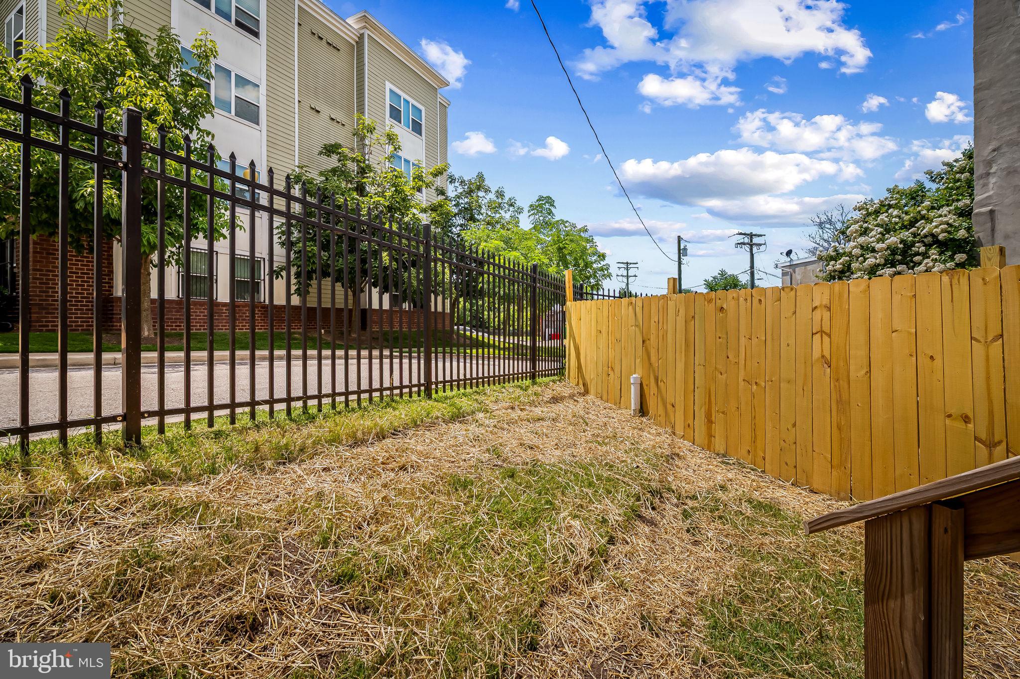 PENN NORTH - Residential