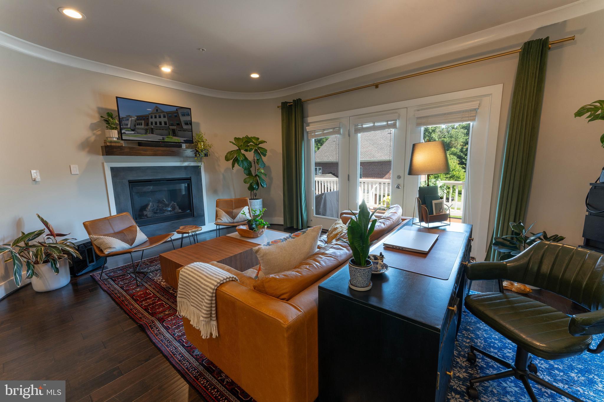 WATKINS MILL TOWN CENTER - Residential Lease