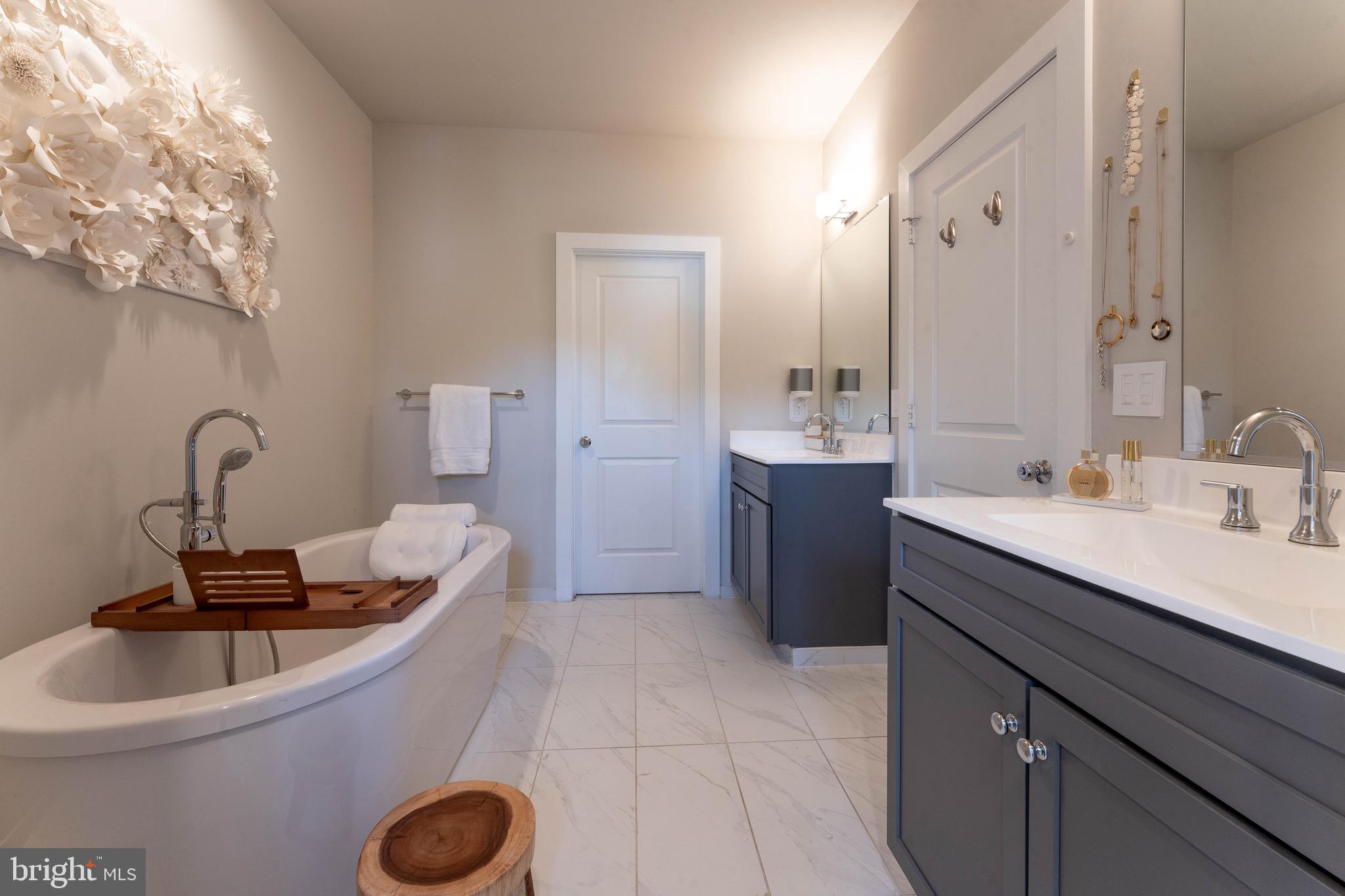 WATKINS MILL TOWN CENTER - Residential Lease