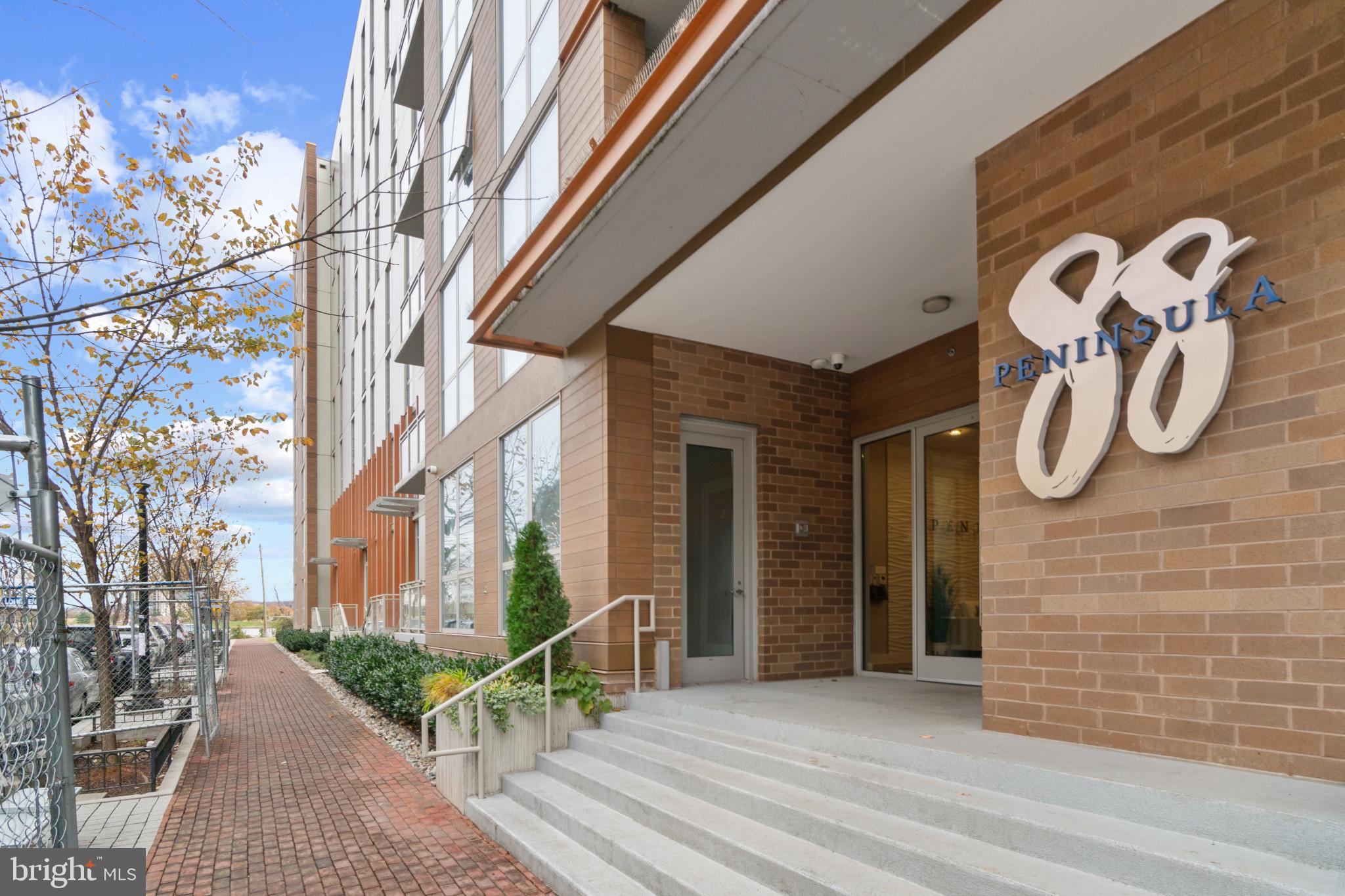 88 V STREET SW 710