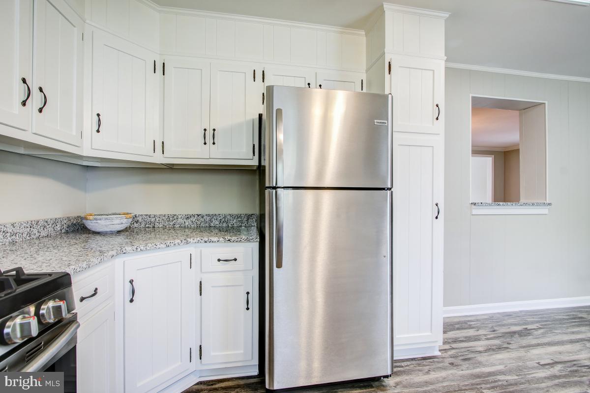 RANDOLPH HILLS - Residential Lease