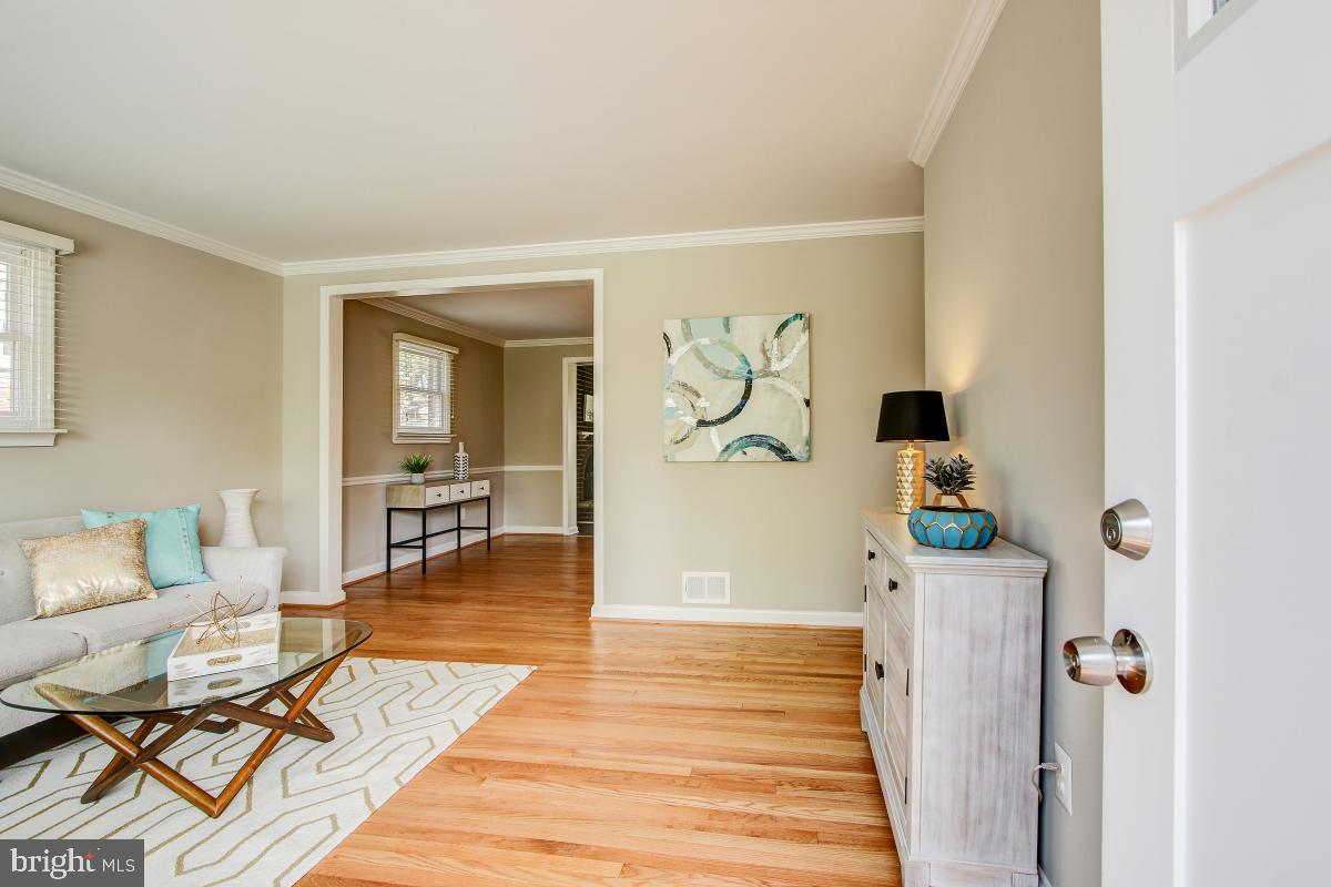 11803 ROCKING HORSE ROAD