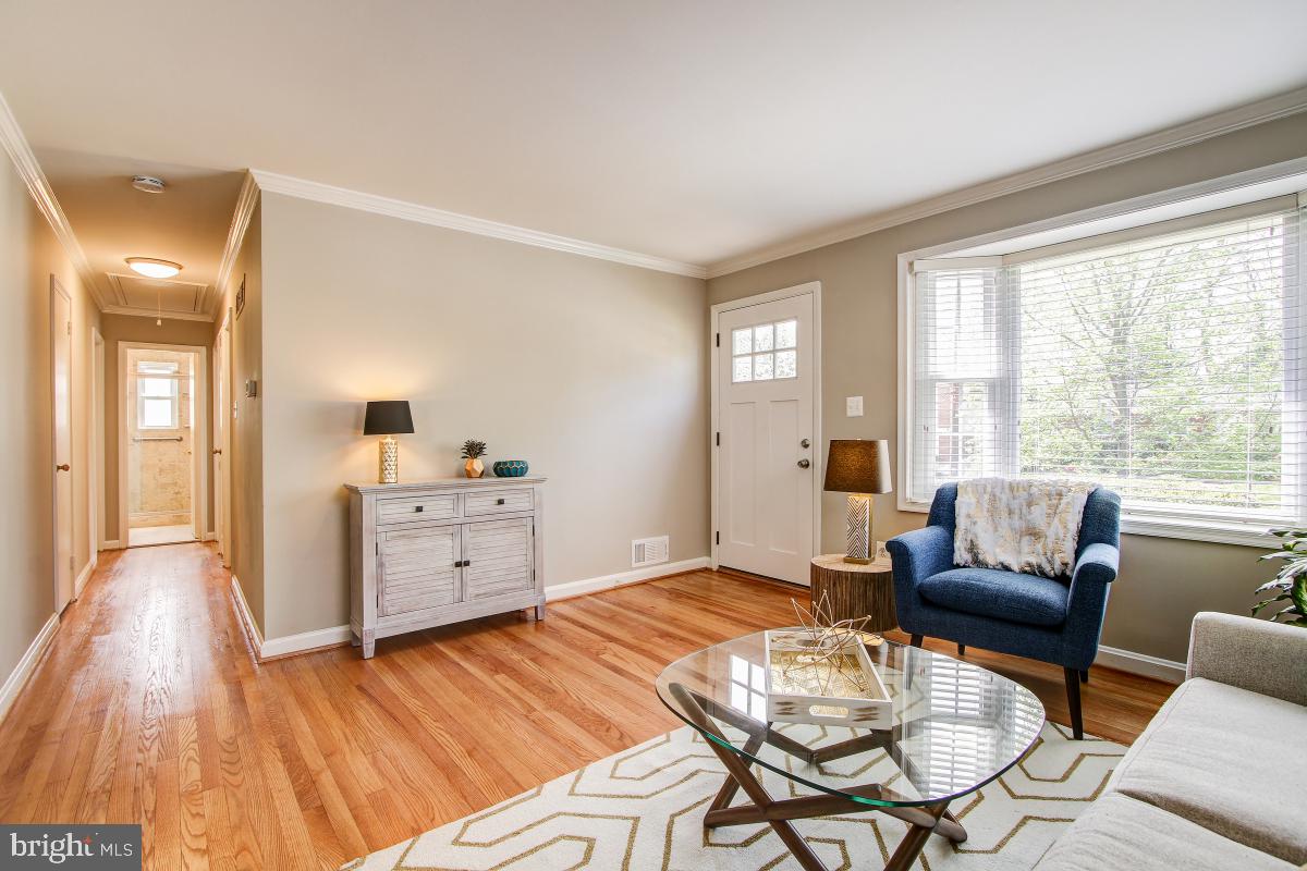 11803 ROCKING HORSE ROAD