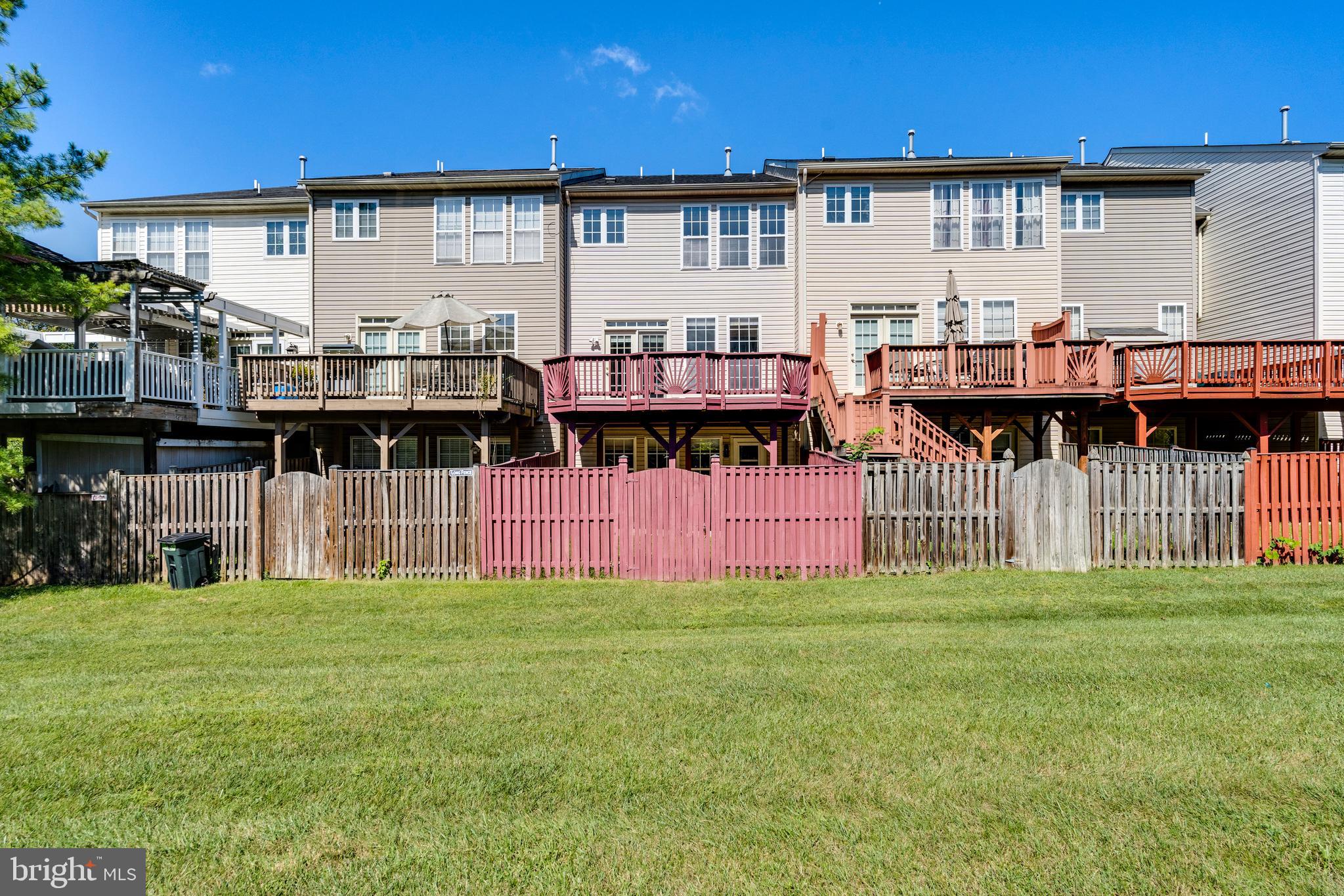 VISTA GARDENS PLAT 1> - Residential