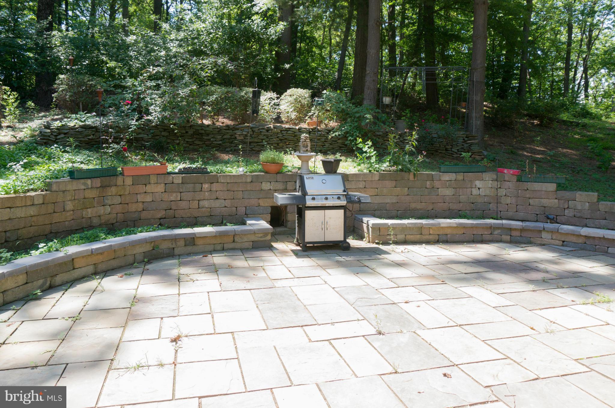 LAKE BARCROFT - Residential Lease