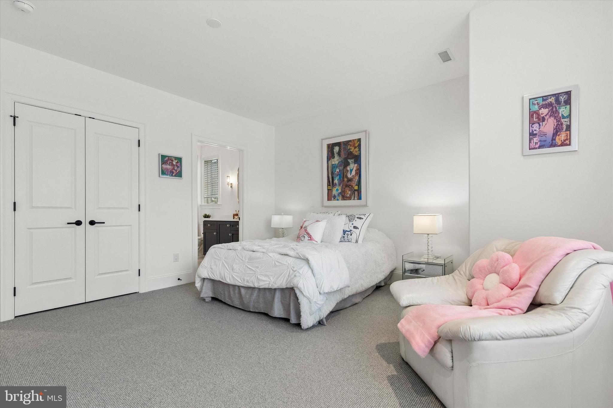 ST. HONORE - Residential