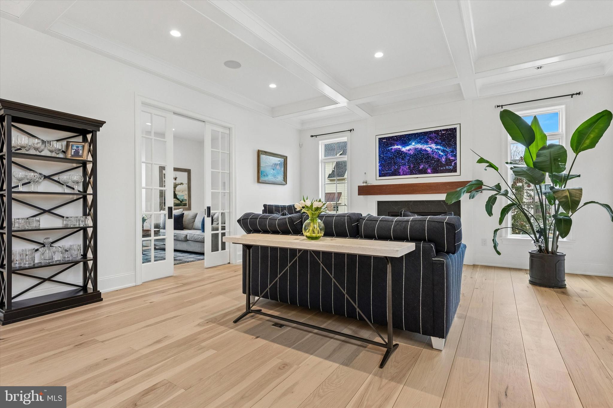 ST. HONORE - Residential