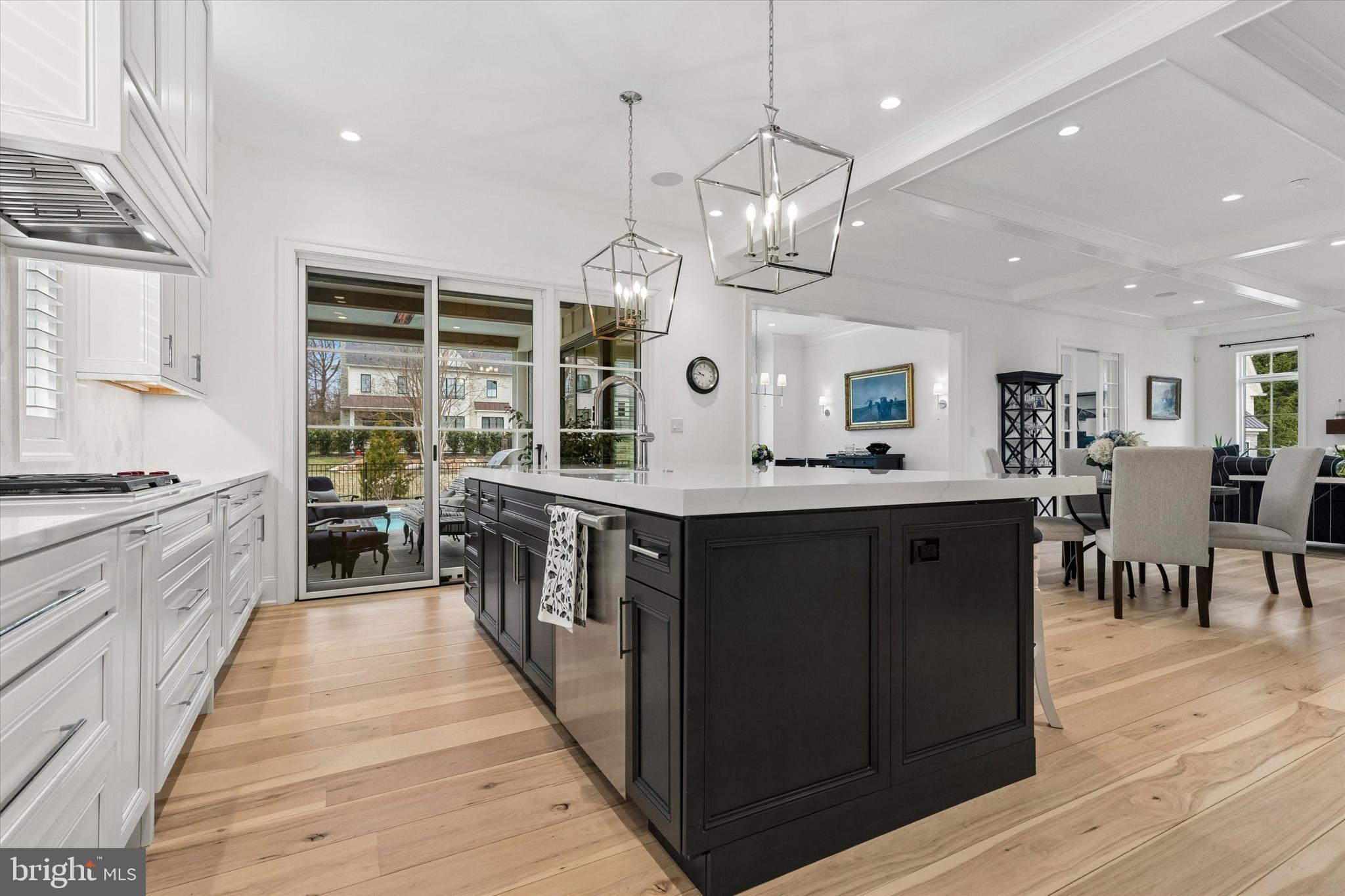 ST. HONORE - Residential