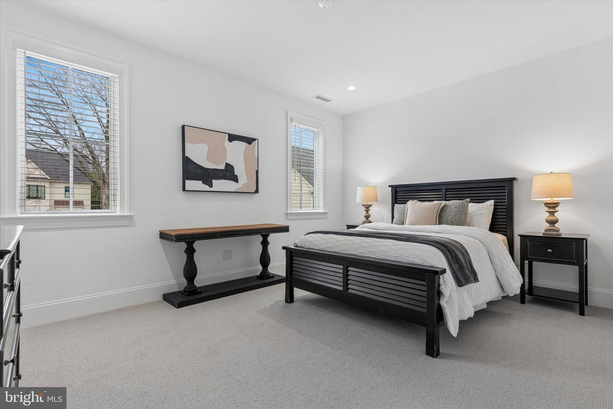 ST. HONORE - Residential