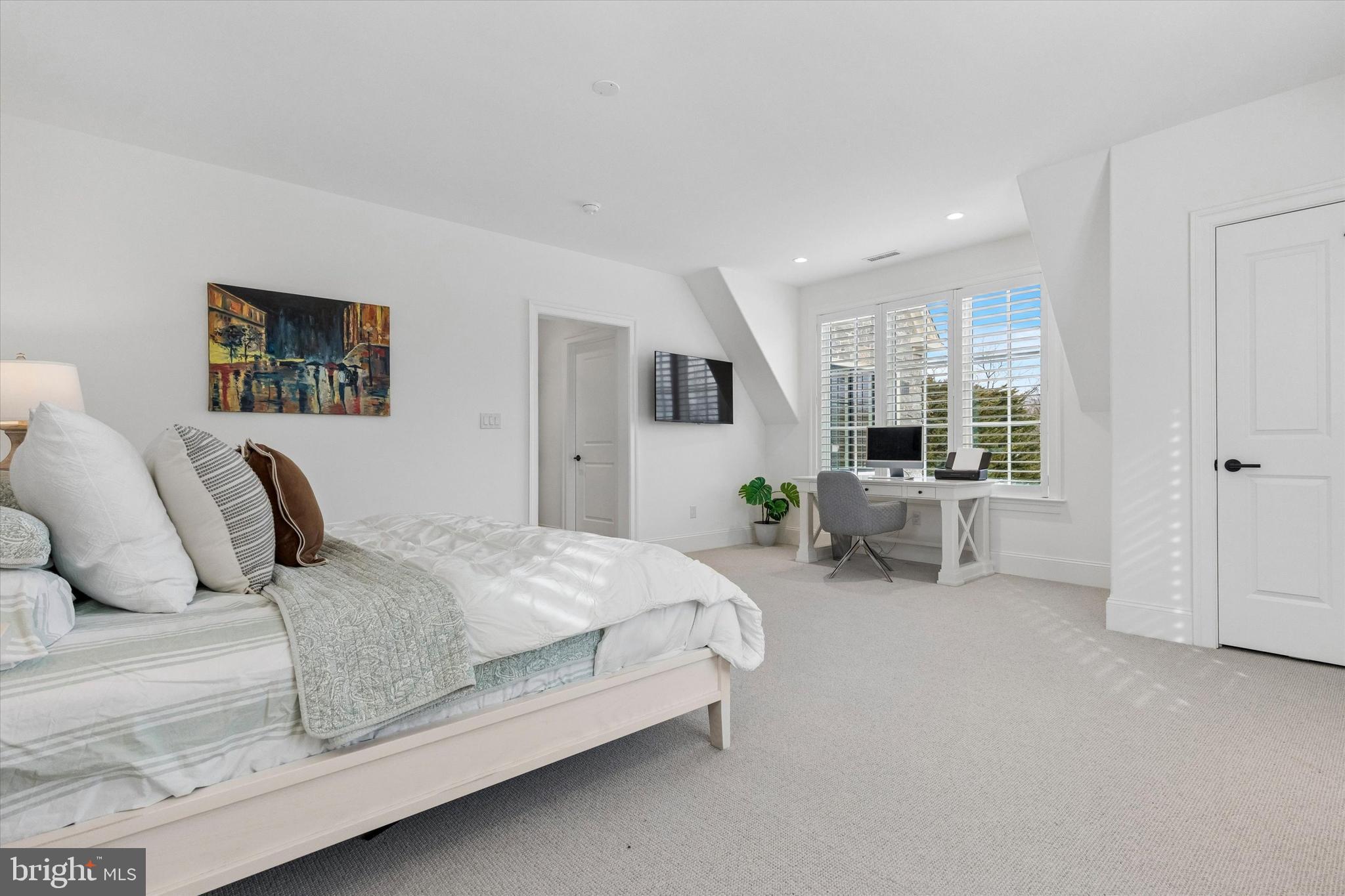 ST. HONORE - Residential