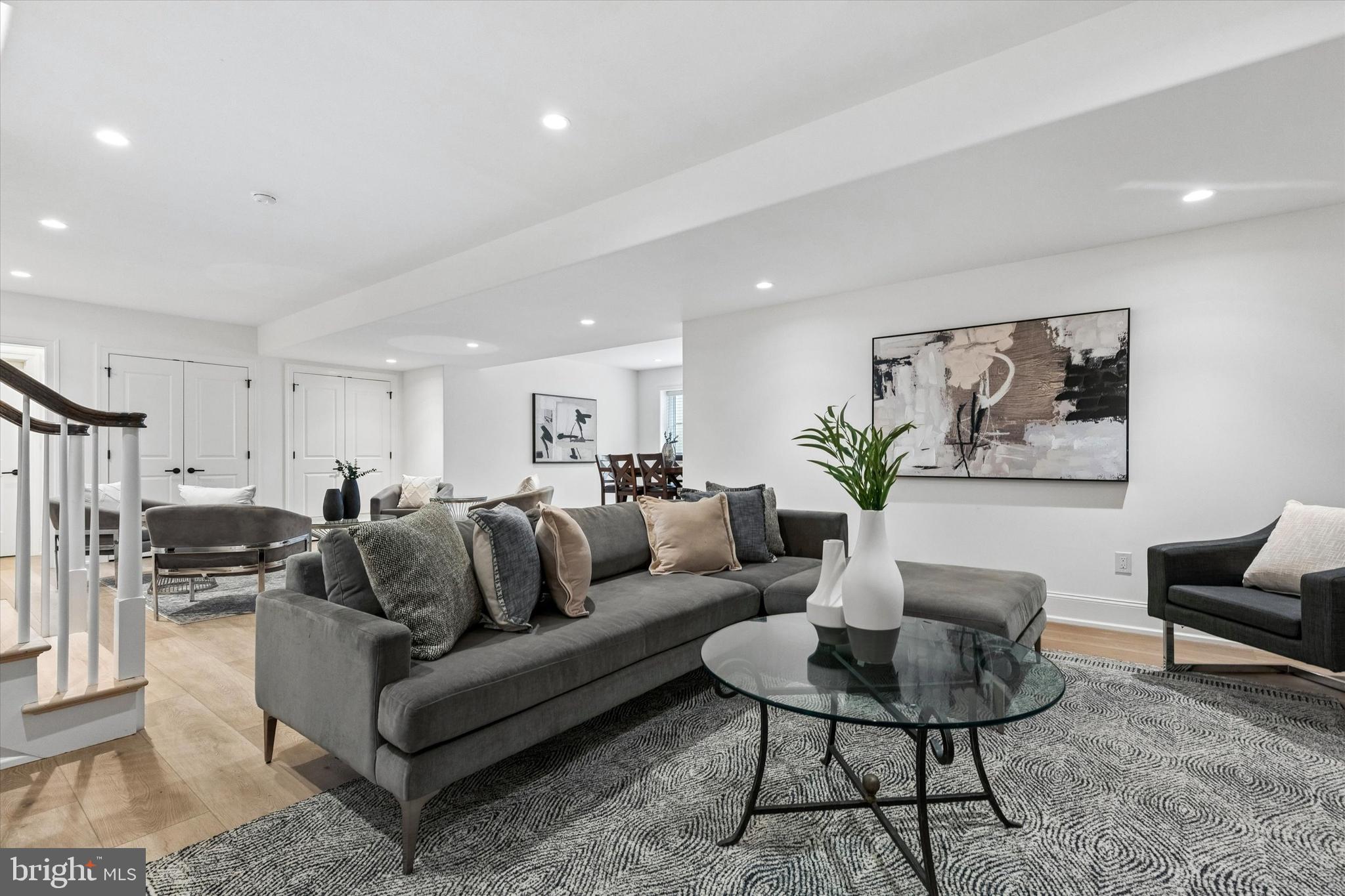 ST. HONORE - Residential